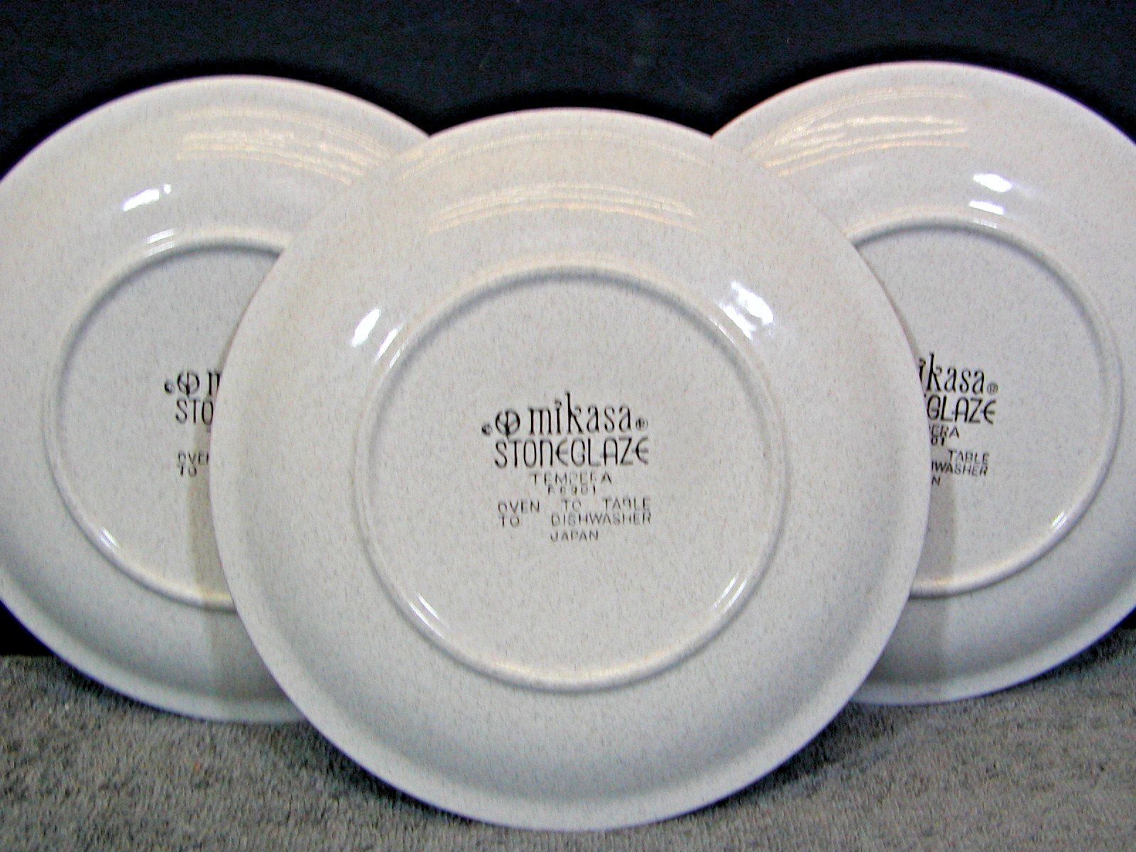 3 MIKASA STONEGLAZE TEMPERA 7-7/8″ SALAD PLATES