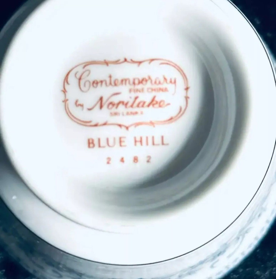 Beautiful Noritake Blue Hill Dinnerware Set Of 6 Settings