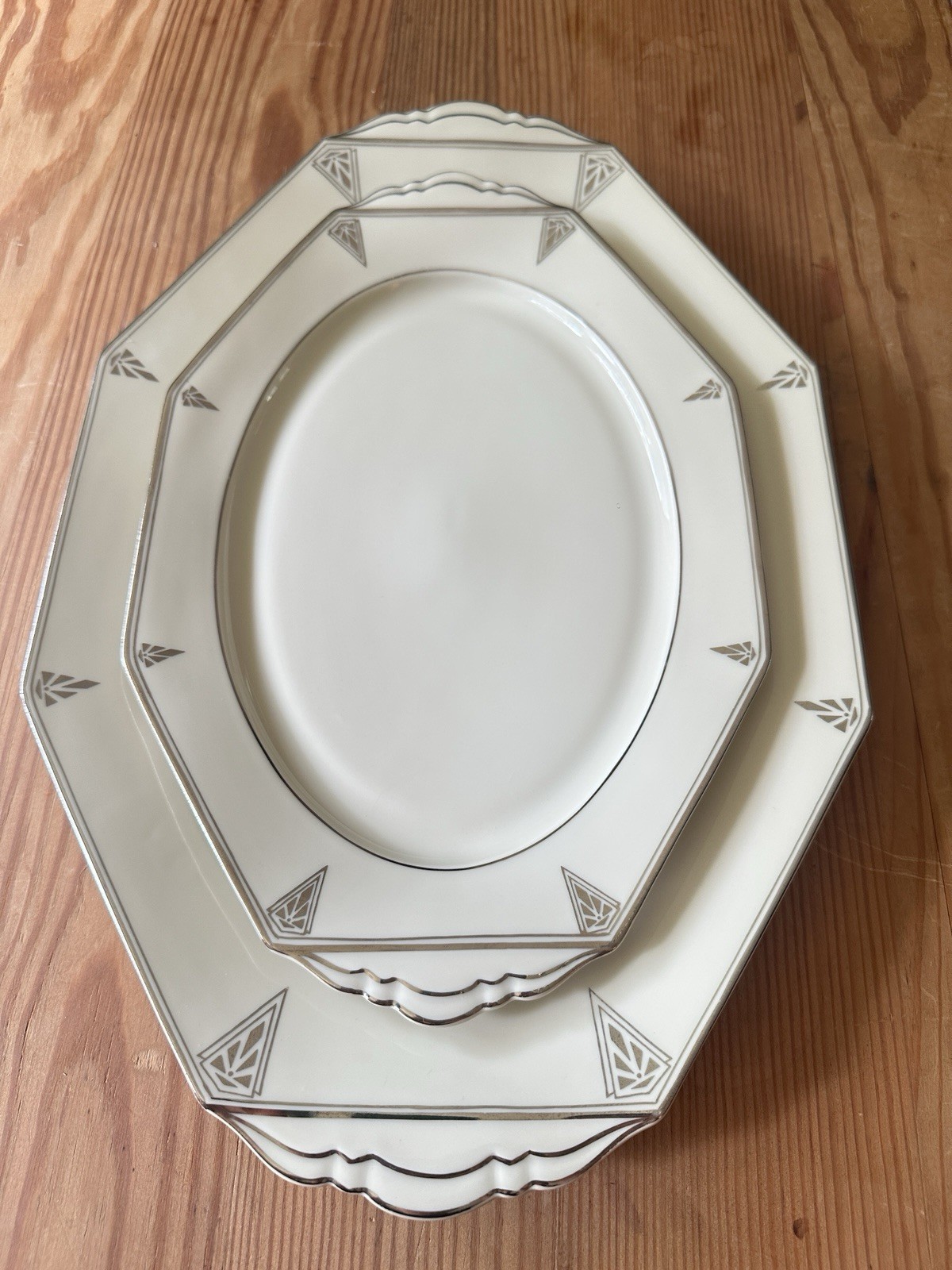 Community Deauville Platter Set 15.5” & 12” Bavaria Platinum-Art Deco