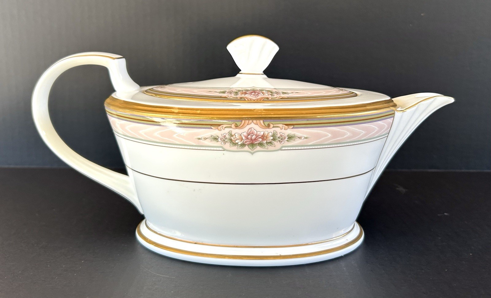 Noritake Bone China Romanticize Teapot Pot Pink Floral Band