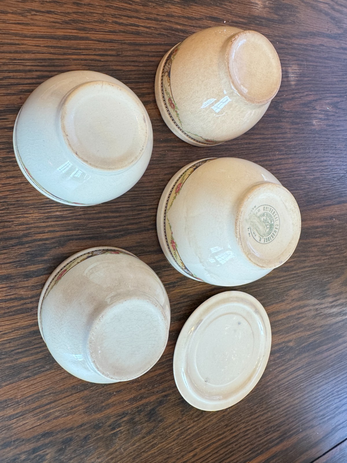 Universal Cambridge Oven Proof Bowls Beige Gold Rim Made In USA