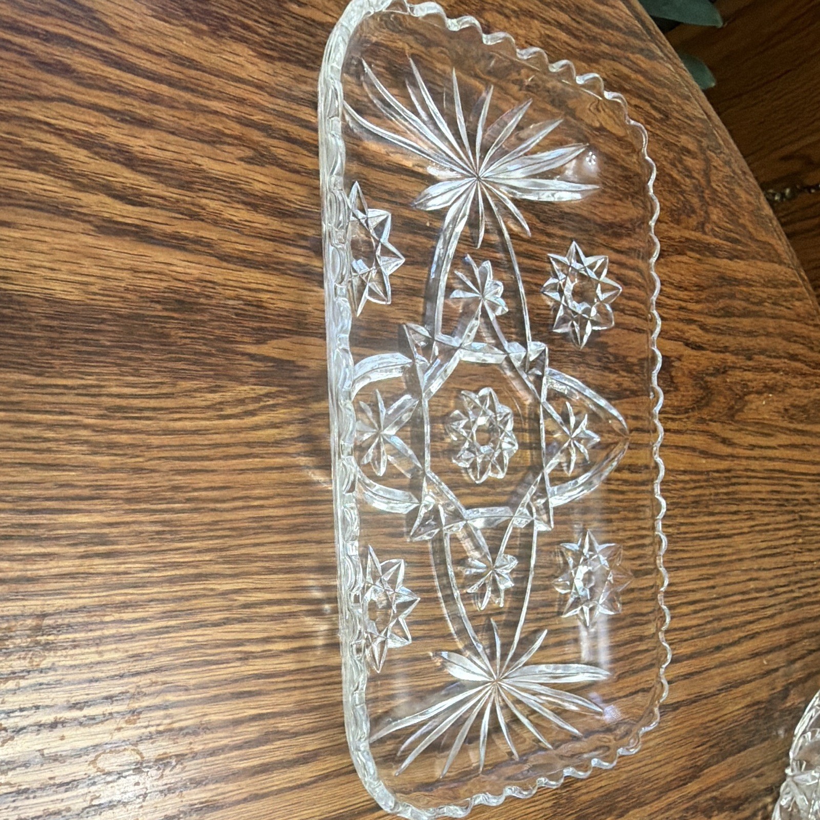 Clear Pressed Glass Starburst Rectangle Serving Tray 9 x 5 in Decorative