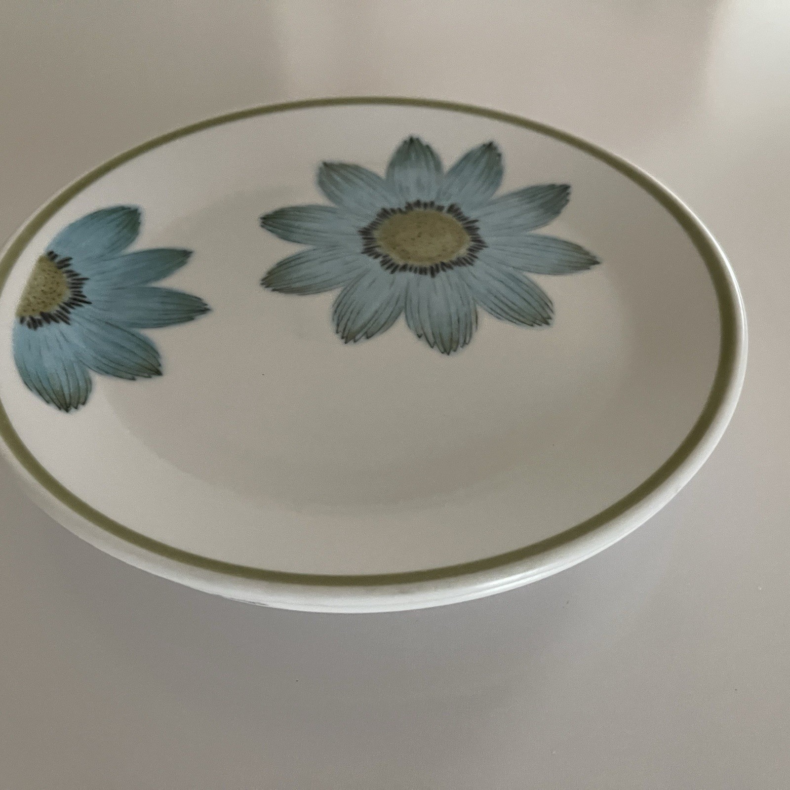 Up Sa Daisy Noritake Progression Japan Bread Butter Plates 6 3/8″ Set of Two