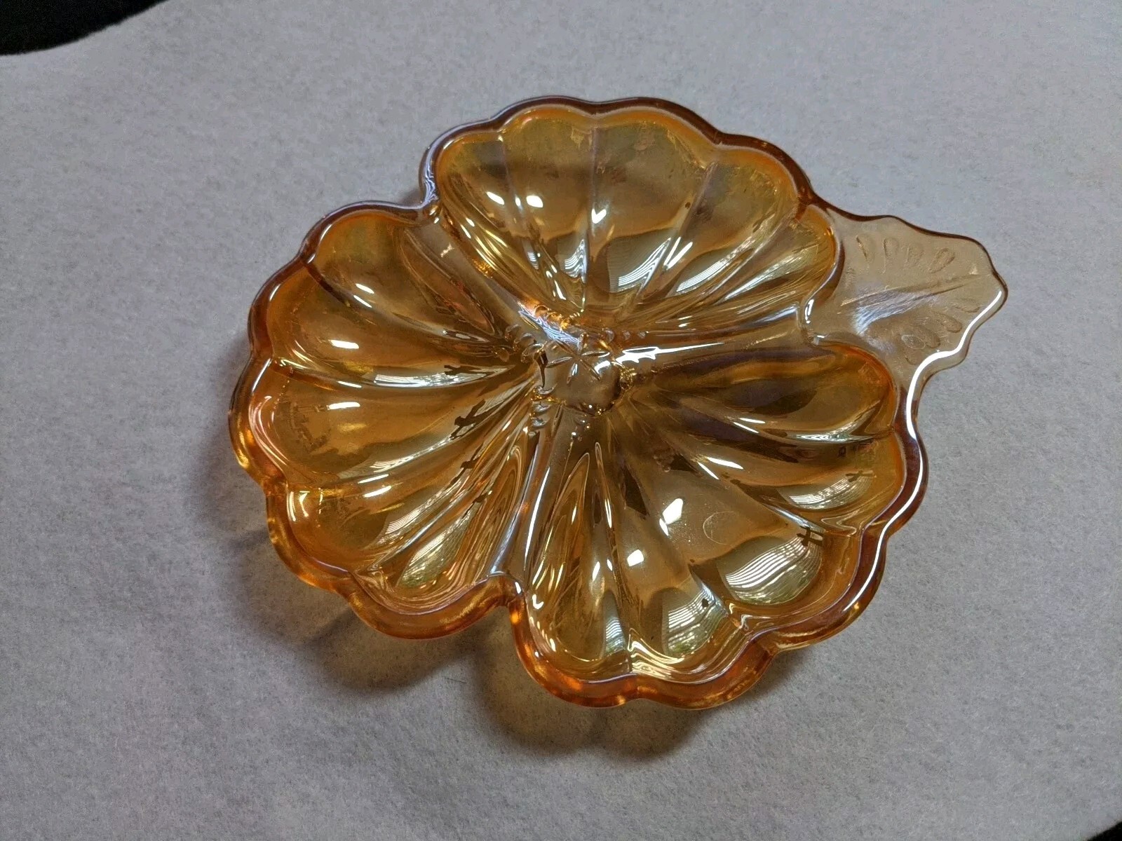 Vintage Amber Marigold Carnival Glass 3 Section Flower Leaf Candy Nut Dish