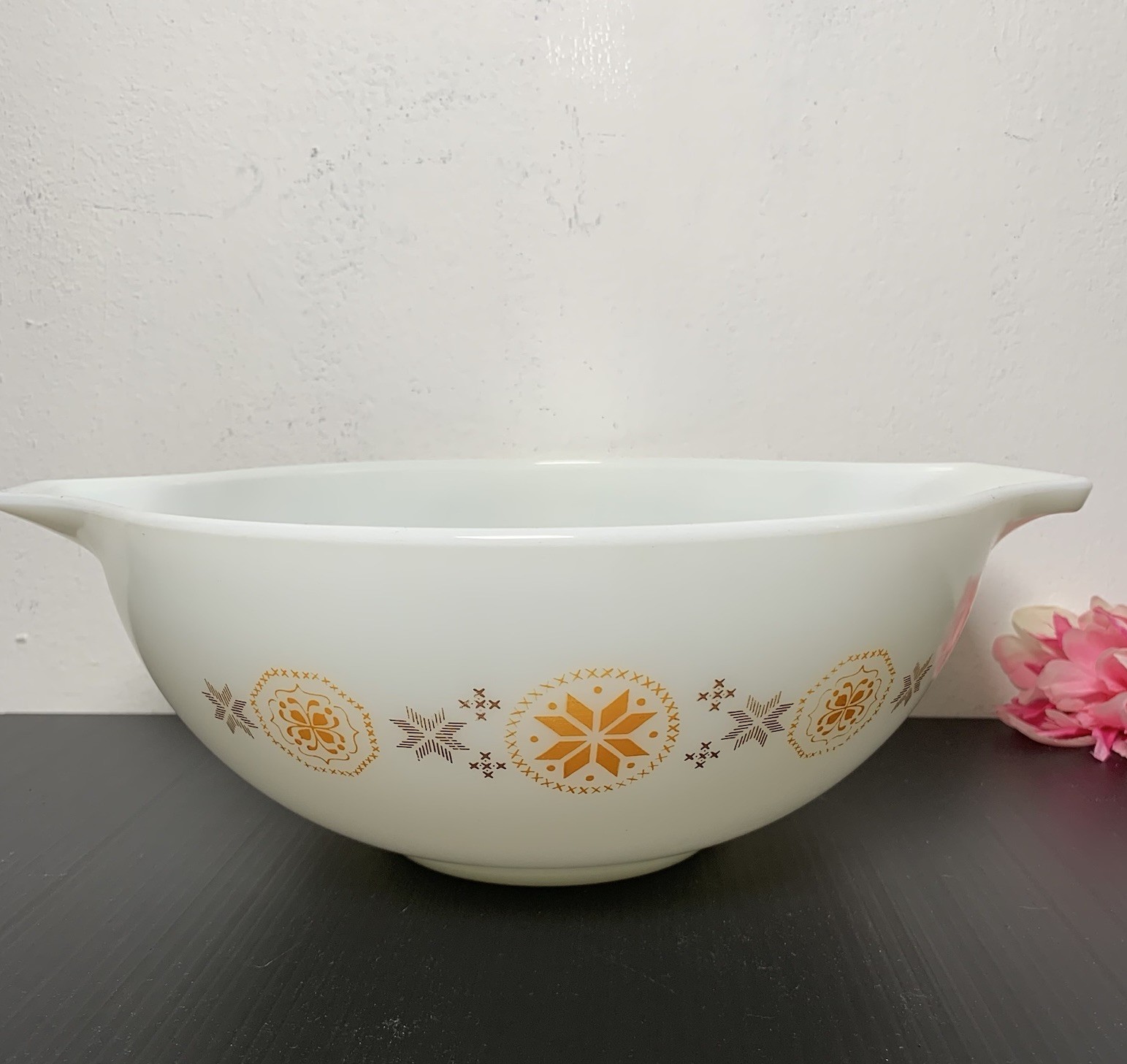 PYREX – VTG Town & Country 34R Cinderella Mixing Bowl – No. 444