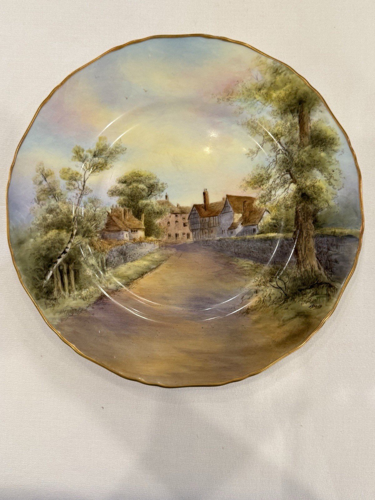 Pristine 1952 Royal Worcester Tewkesbury Plate Signed J. Smith 10.5″