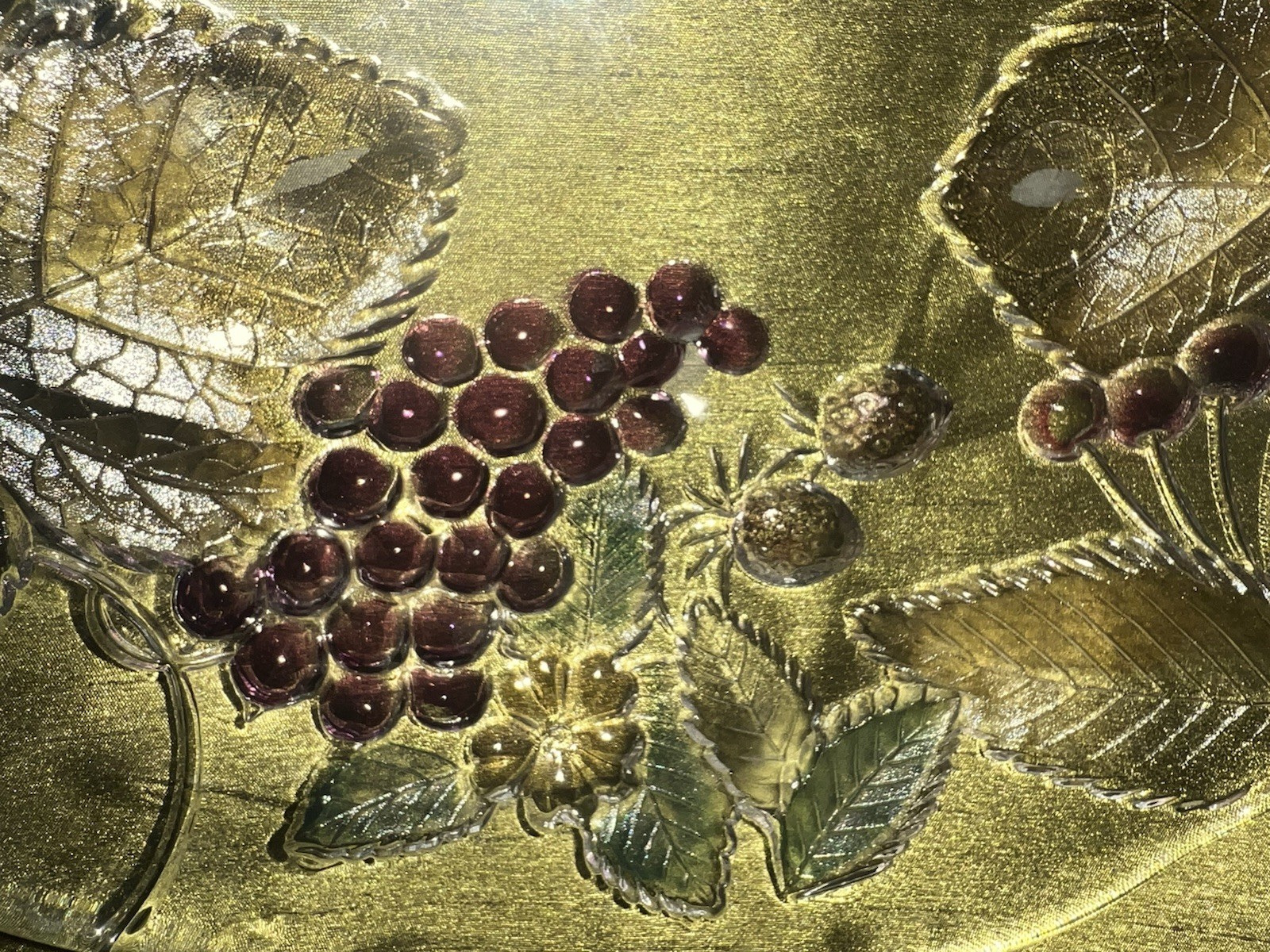 Vintage Mikasa Fruit Motif Chablis Embossed 12.5″ Round Glass Serving Platter