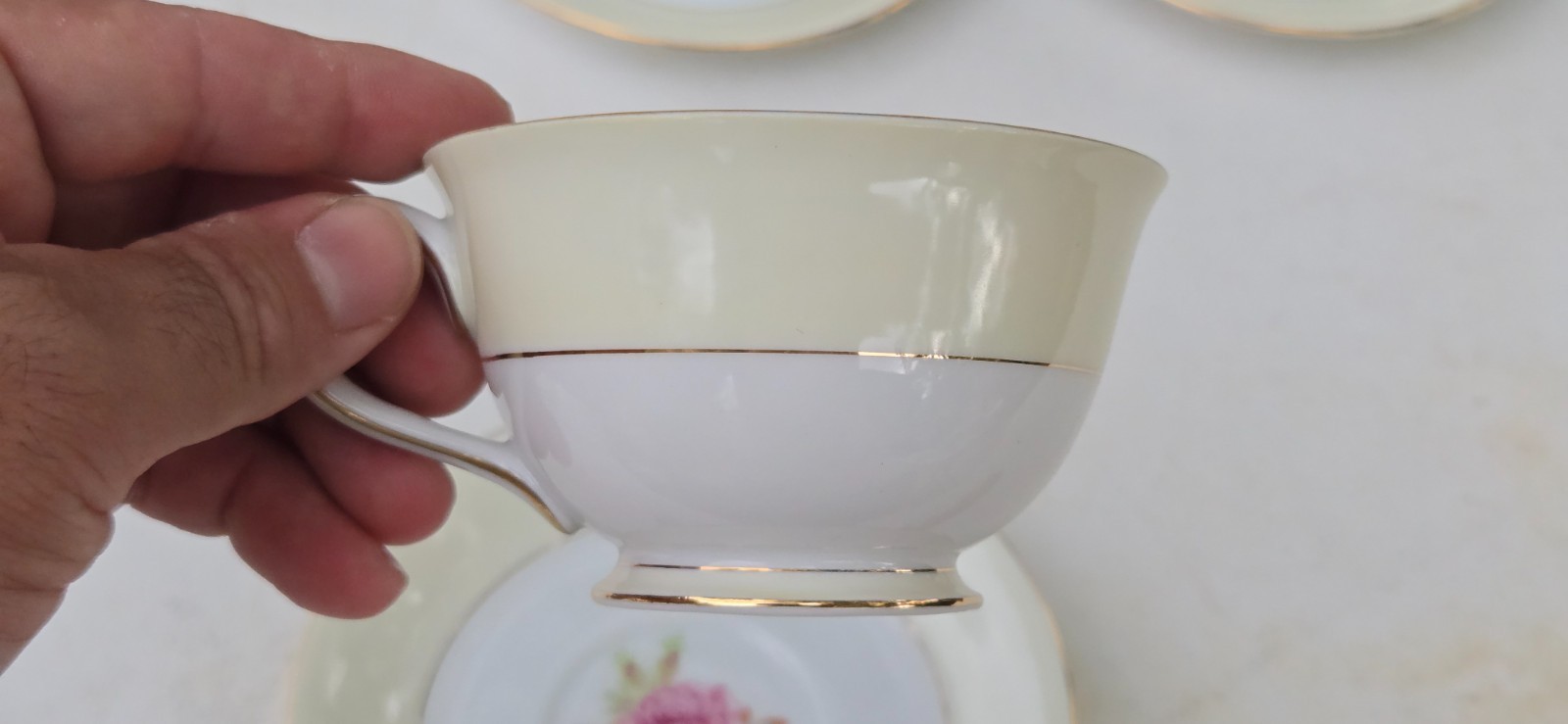 Fuji China Rosette Set of Four Cup W/Saucers Gold Rim Made in Occupied Japan b