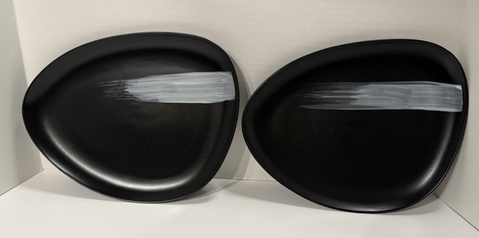 Dinner Plates White/Gray Brushstroke Asymmetrical 8-3/4”x 11-1/4” Platter (2)