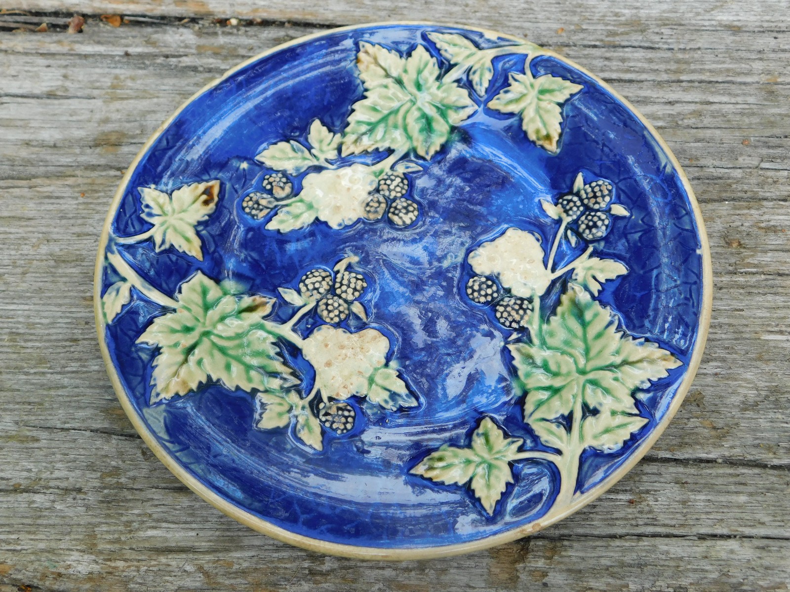 7.75″ Antique Majolica Plate Leaves Cobalt Blue Green Raspberry Leaves