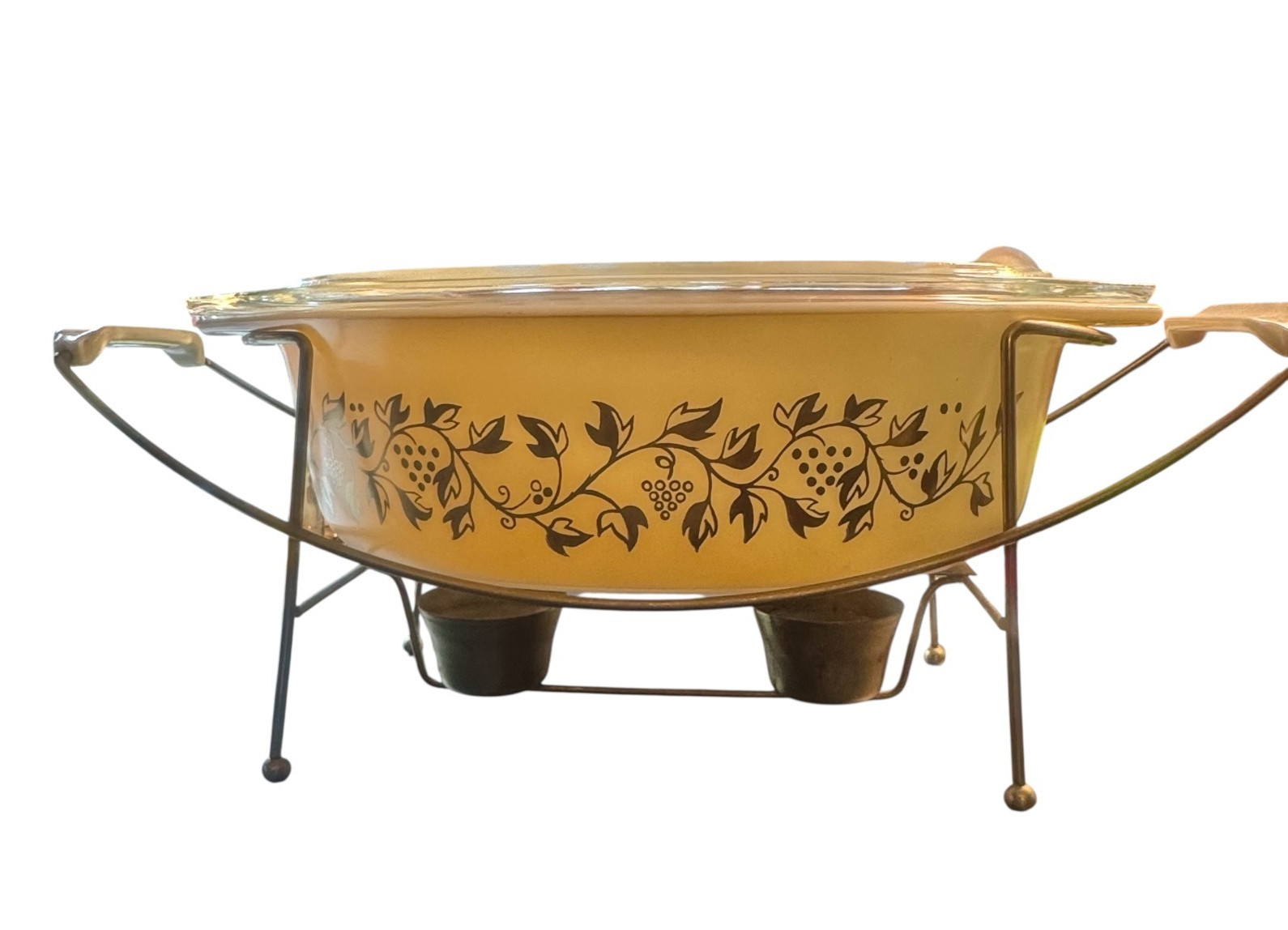 Pyrex GOLDEN GRAPES Casserole 045 Oval 2.5 QT w Lid 2 Candle Cradle