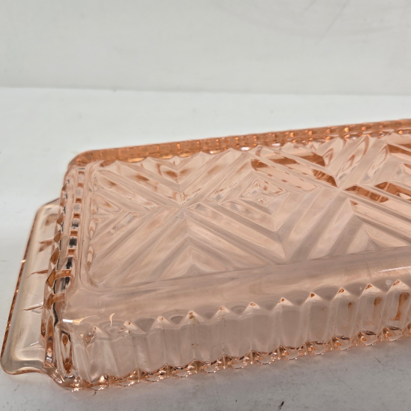 Indiana Glass Windsor Pink Condiment Dish Tray Plate Scalloped Diamond Design