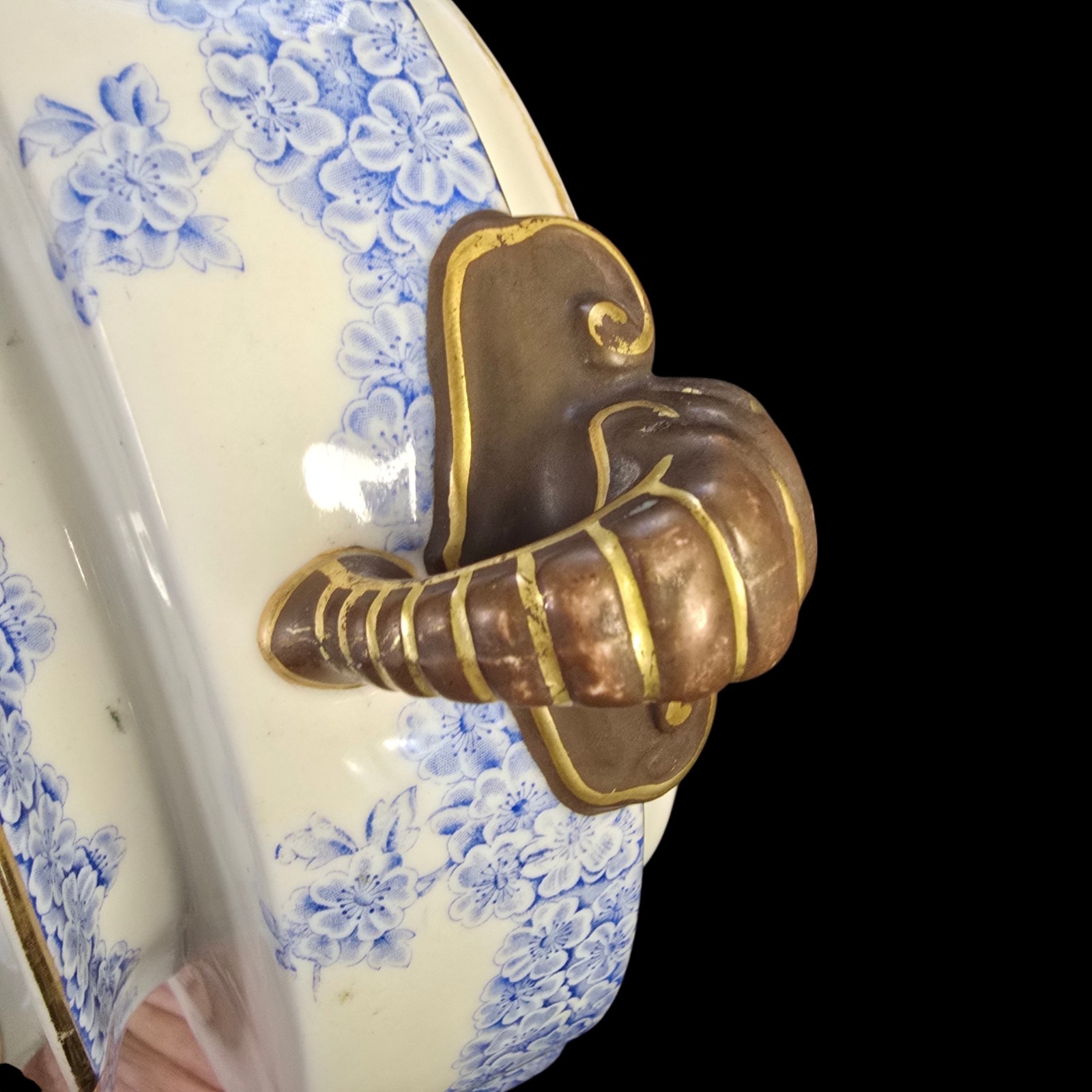 Early Royal Worcester Covered dish Oriental Style Elephand Head Handles Ovington