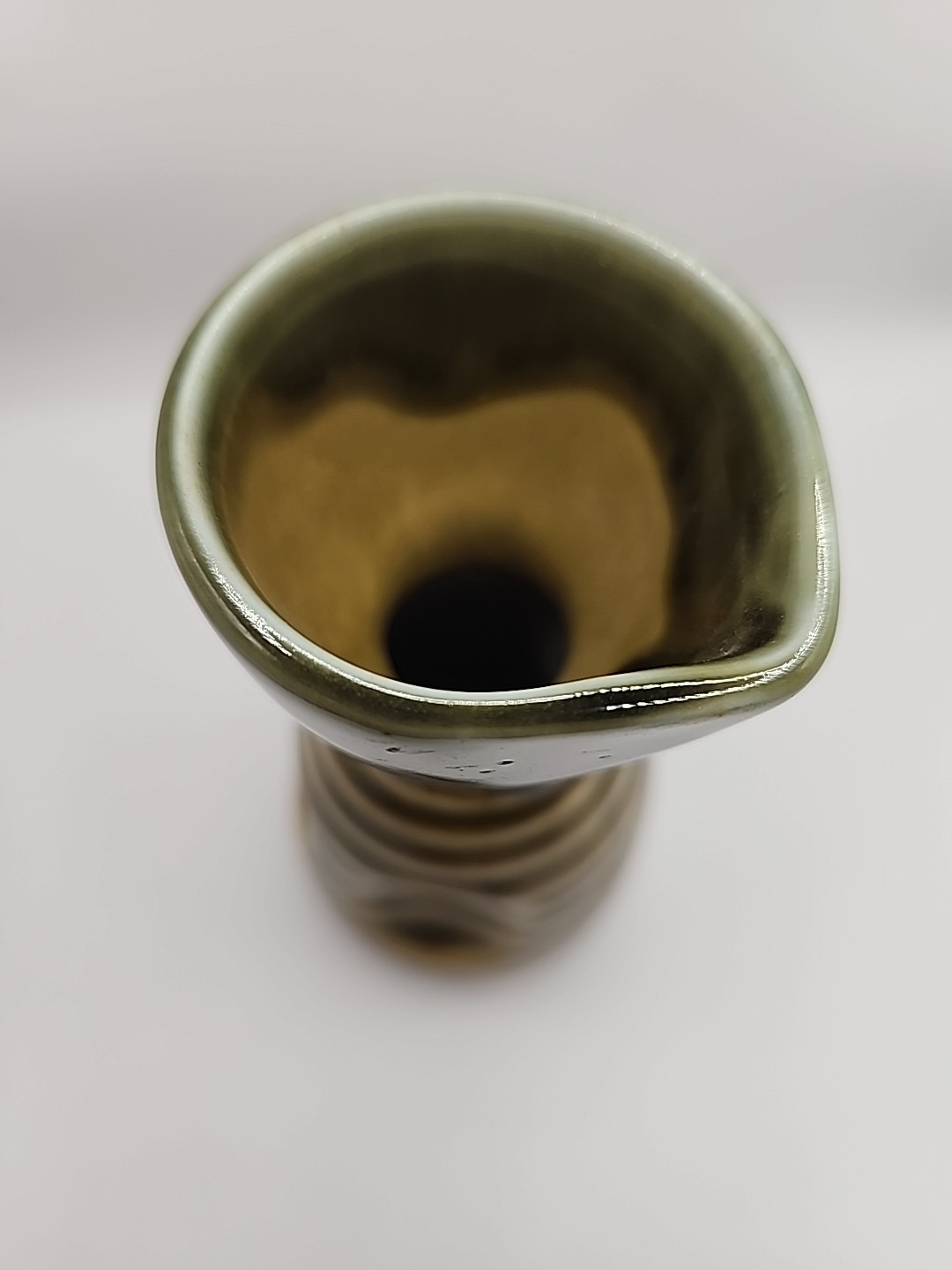 Pottery 5 Inch Tall Grip And Spout Grip Portion resembling Bee Hive top green