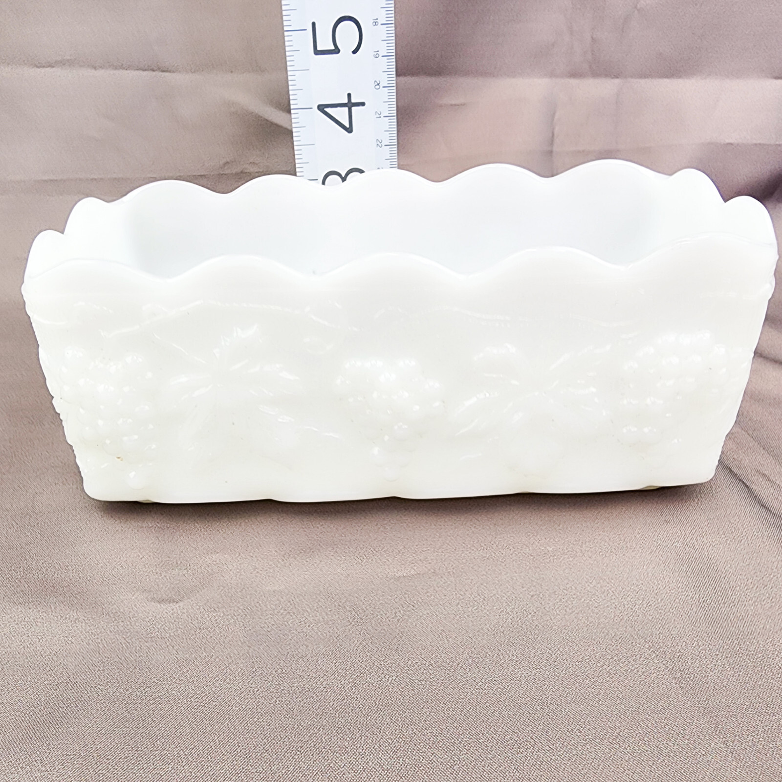 Vintage Anchor Hocking Fire King White Milk Glass Planter Bowl Grapevine b