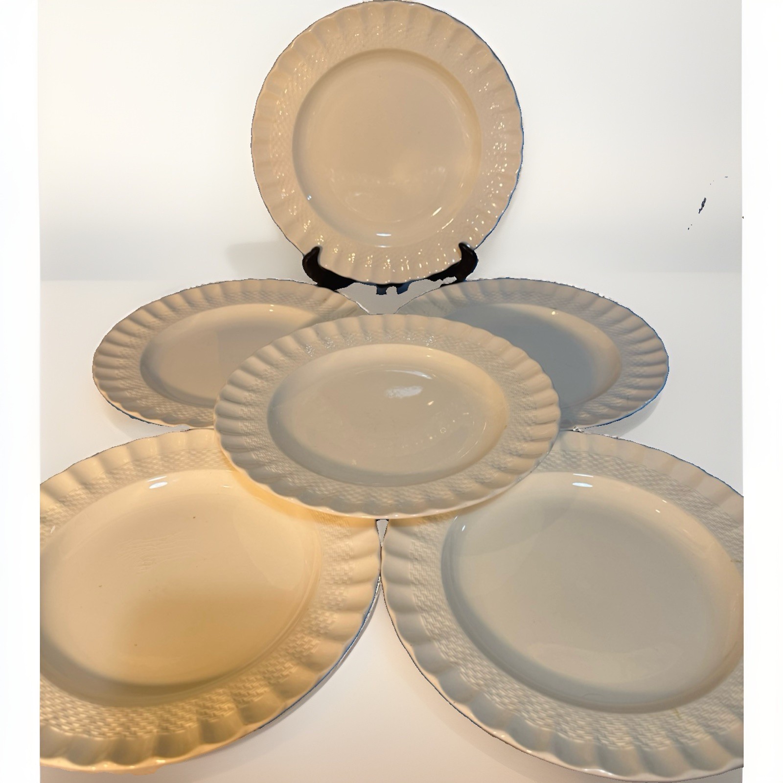 Lot 6 Spode 10.25” Dinner Plate Chelsea Wicker Scalloped England READ Cottage