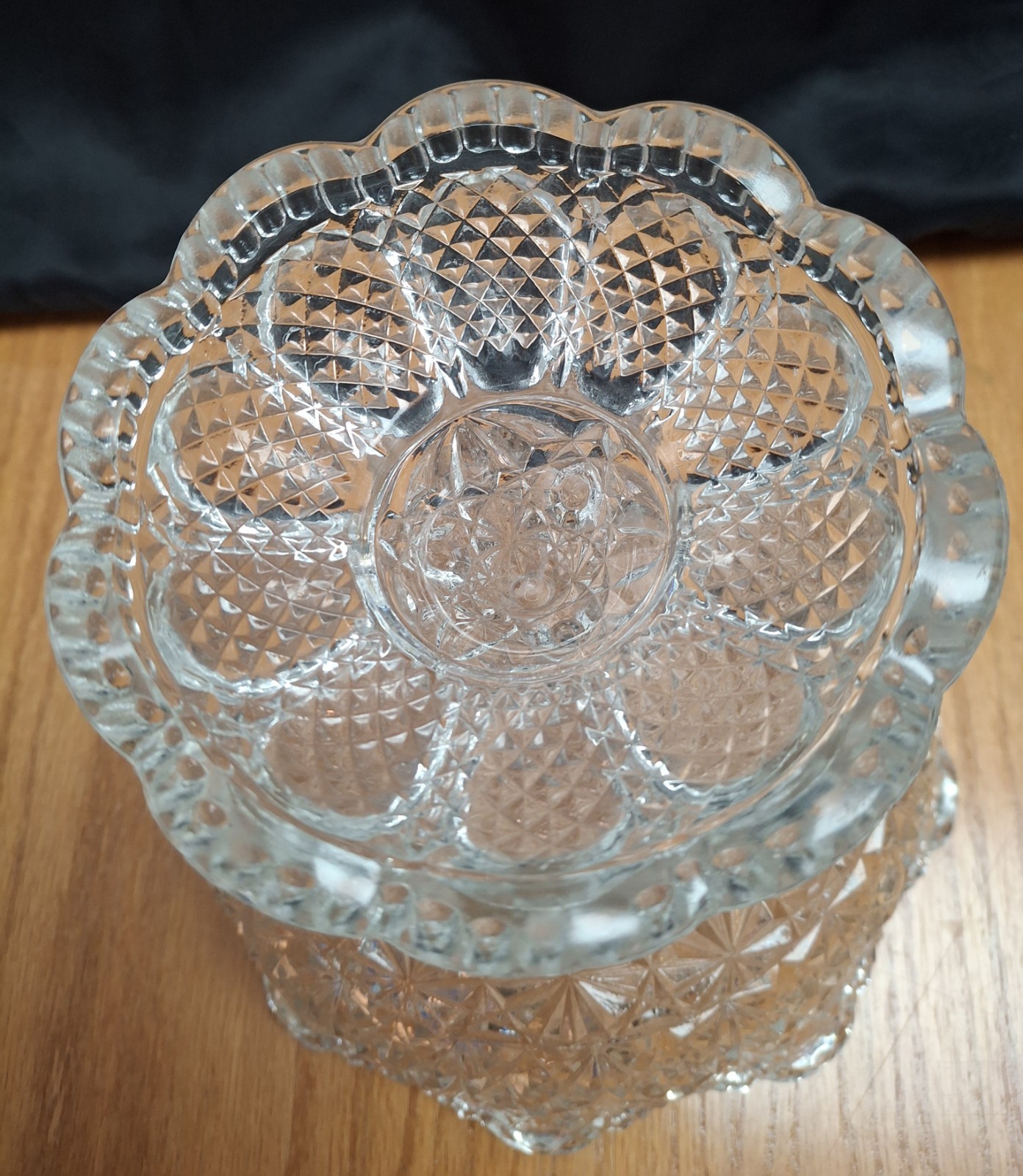 Early AMERICAN BRILLIANT 24 % Crystal Glass Antique Daisy Button Pedestal Bowl