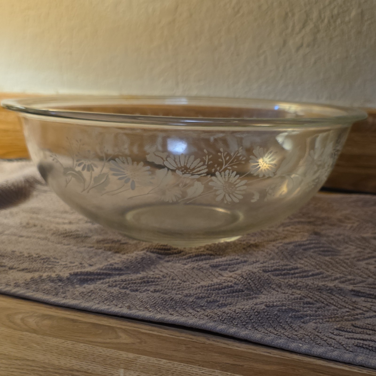 Pyrex White Lace: Colonial Mist Clear Bottom 322 Mixing Bowl 1988-199- 2 1/2 ct
