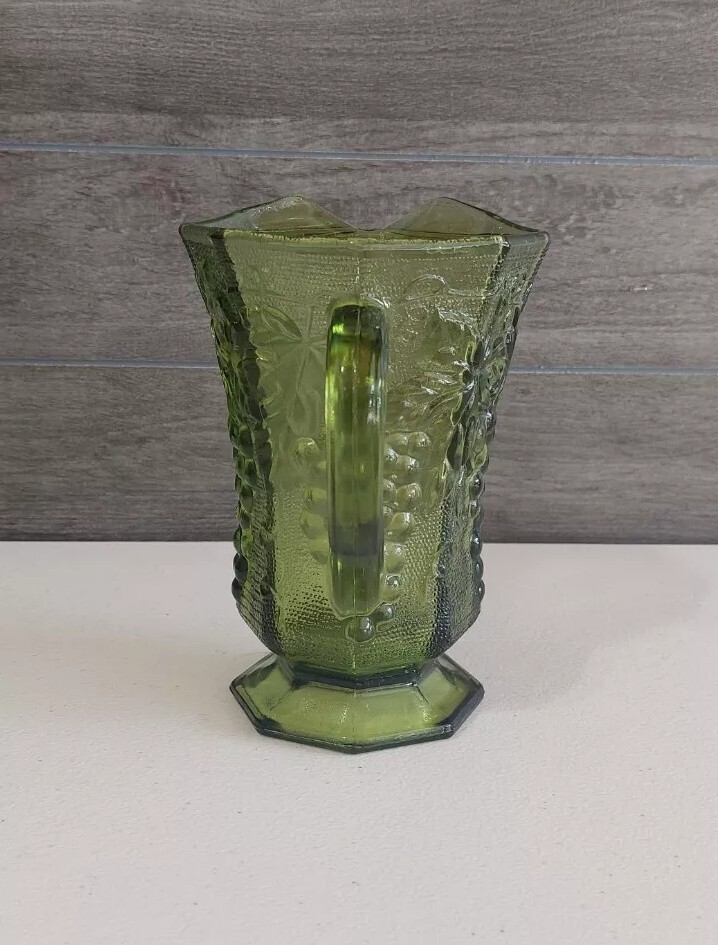 Anchor Hocking Olive Green Grape Harvest Patterned Pitcher & Squared Plate #372