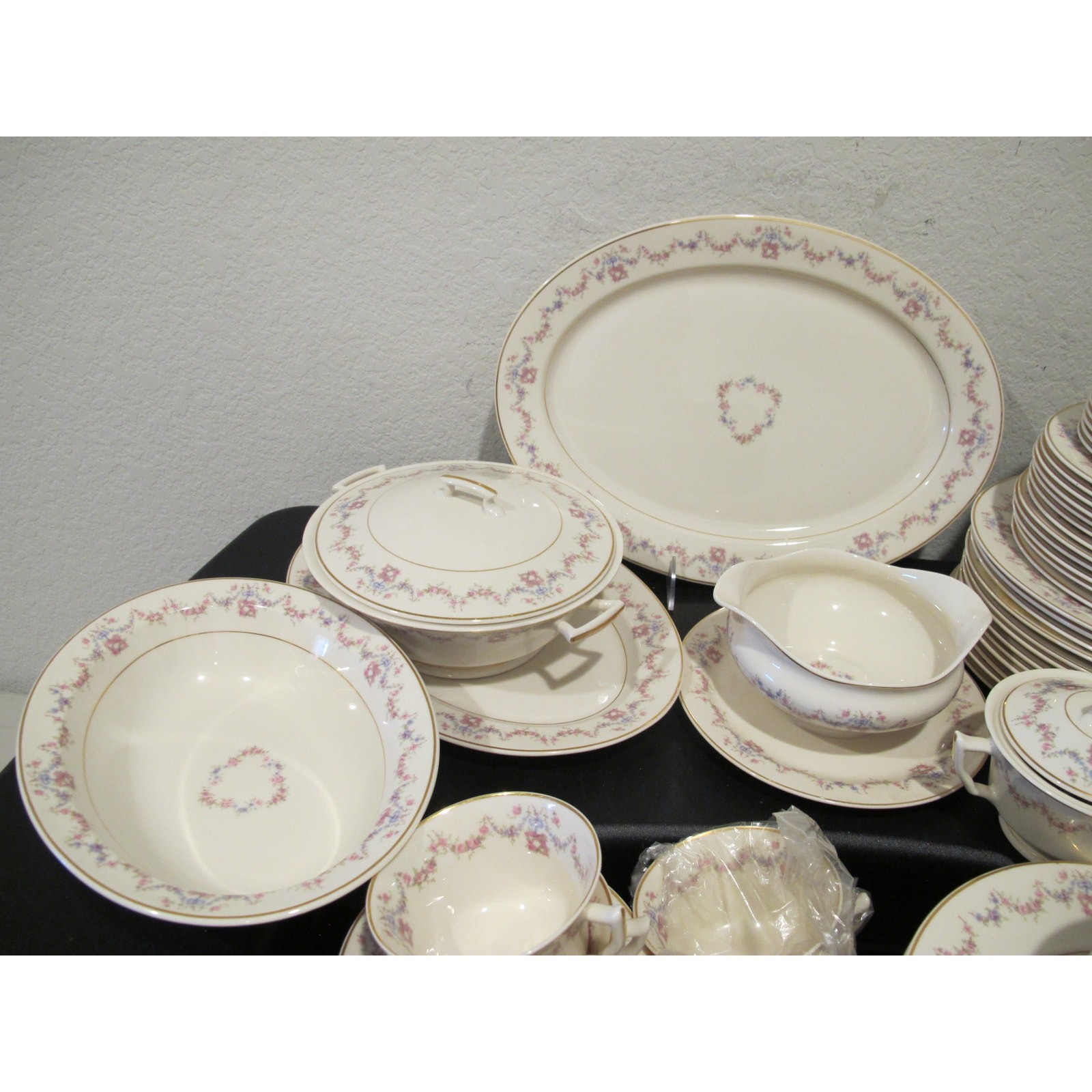93 Pc. Arcadia by Syracuse Old Ivory Dinner Set – Plates, Cups, Bowls & More