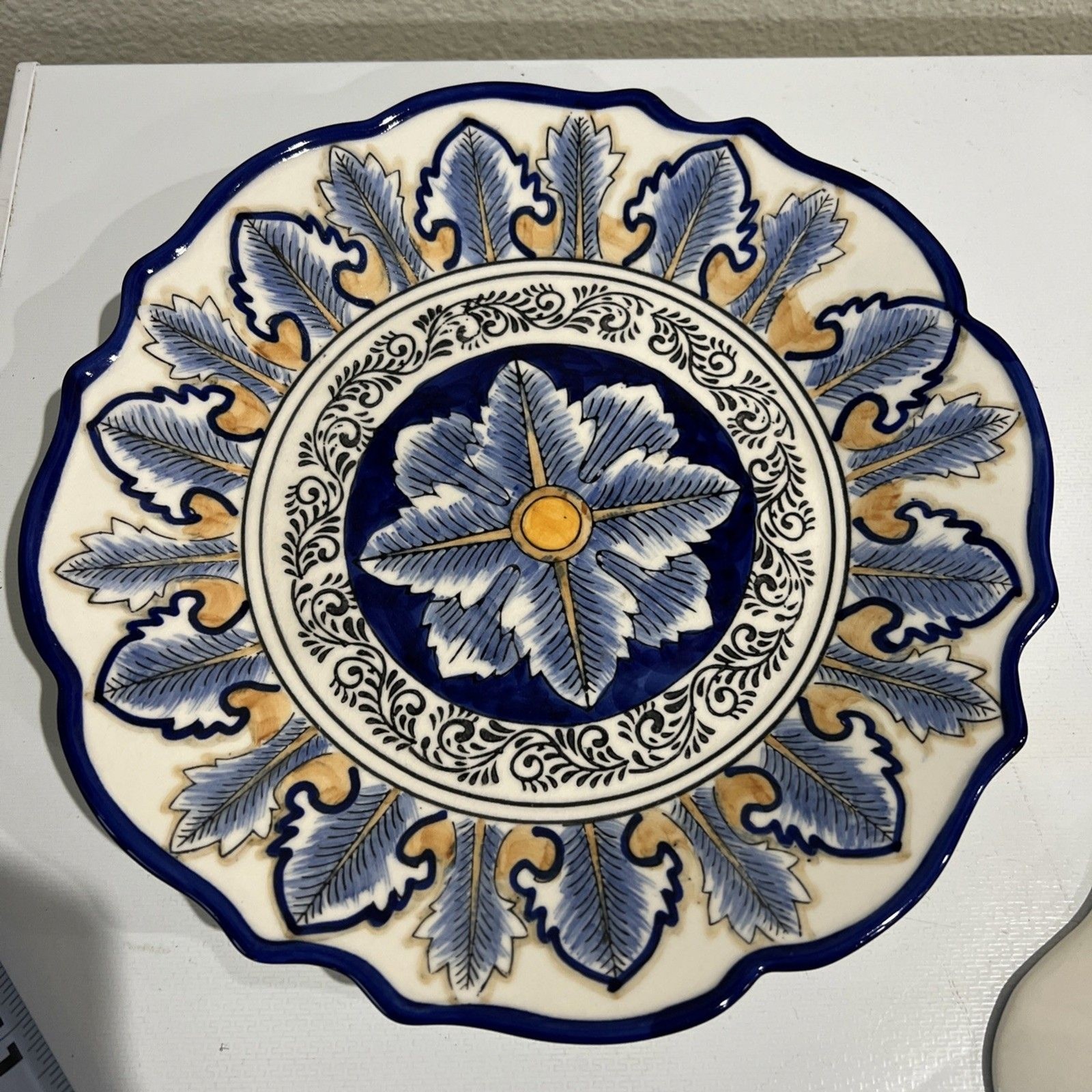 I Godinger & Co Cobalt Blue Yellow Hand Painted Plates Scalloped Set of 2