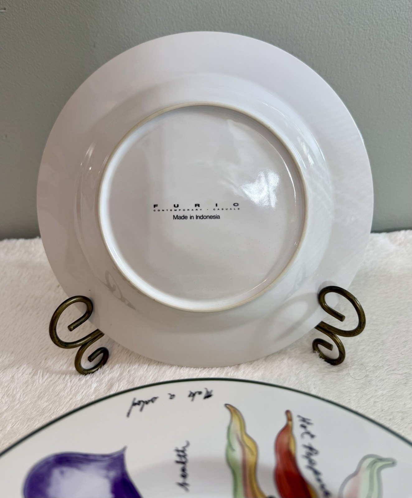Set Of 8 Furio 8” Garden Delight Sakura Salad Plates With Vegetables.