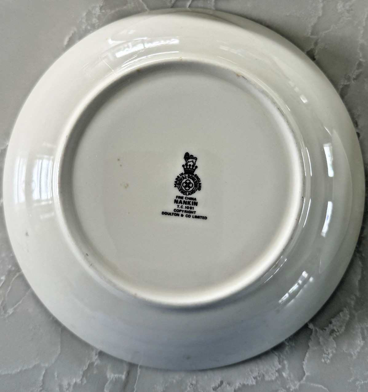NANKIN TC1091 by Royal Doulton Soup Bowl, Salad & Dinner Plates made England