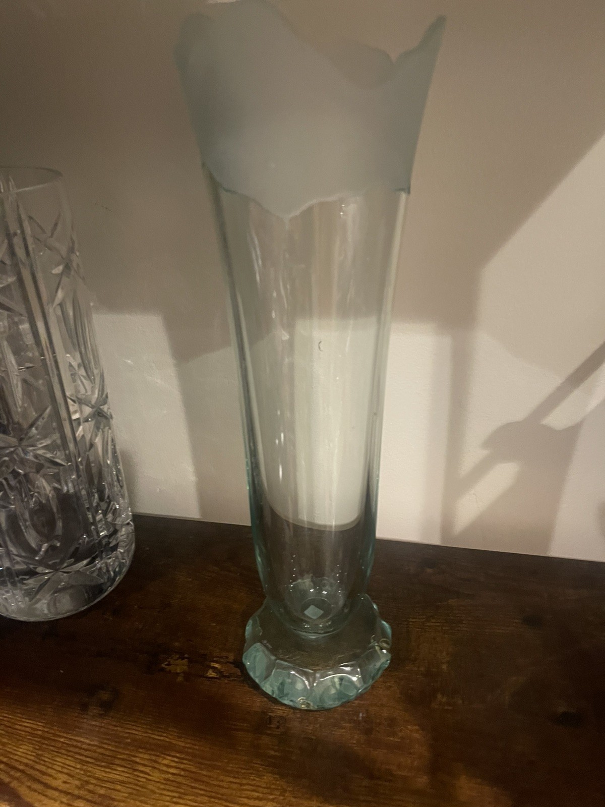 Stephen Schlanser Signed 1992 Art Glass Light Green “Scapes” Vase, 13″ Tall rare