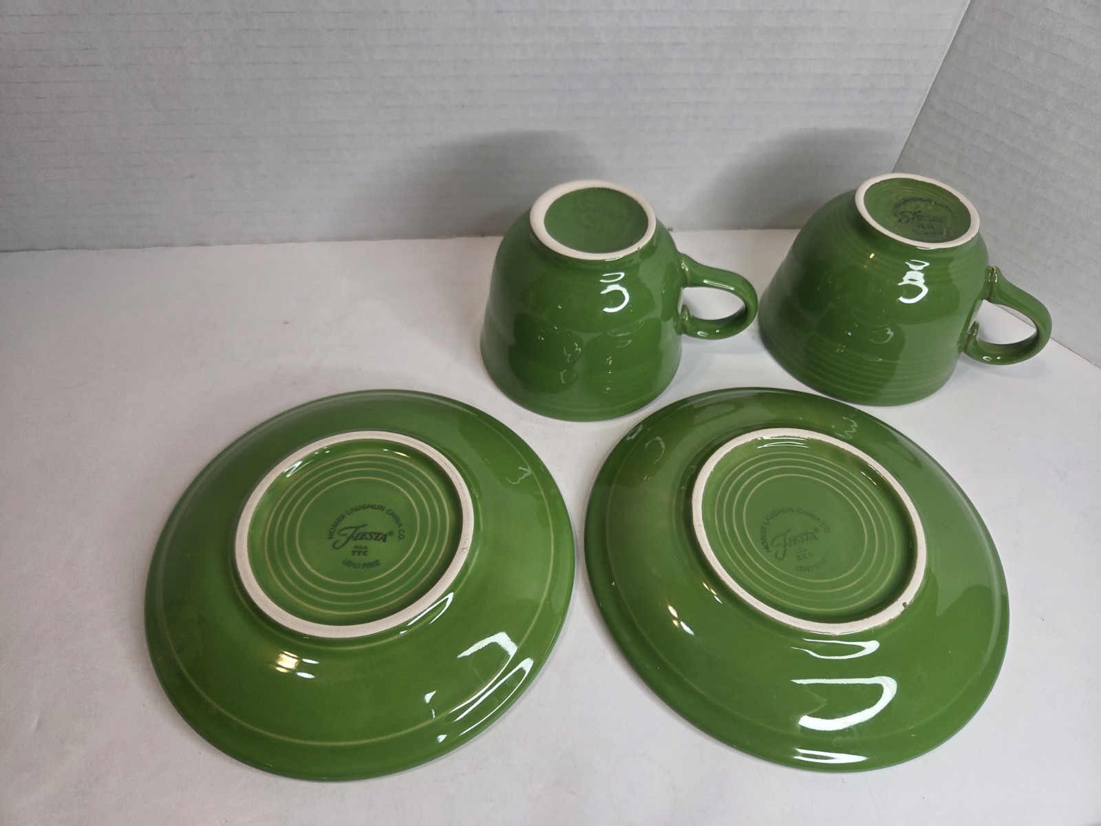 Fiestaware Shamrock Green 2 Cups and Saucers Homer Laughlin Fiesta