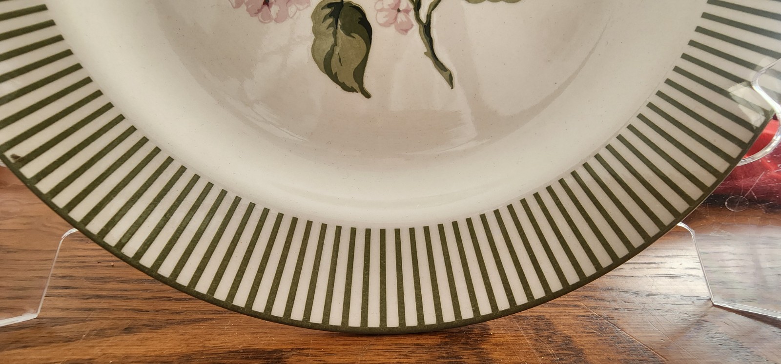 Hydrangea Salad Dessert Plate 8 1/2″ Martha Stewart Stoneware White Pink Green !