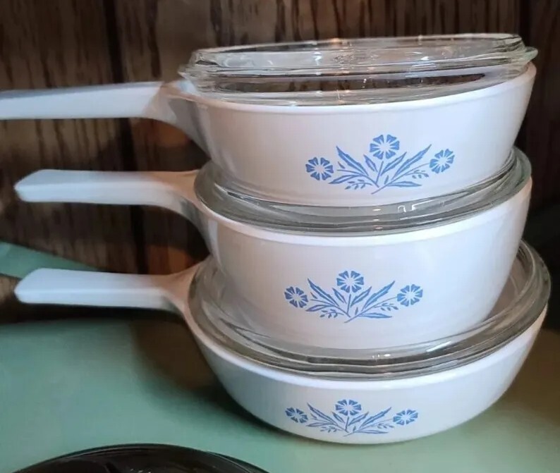 Corning Ware SET Handle Dishes Cornflower Blue P-81-B P-82-B P-83-B W/Lids