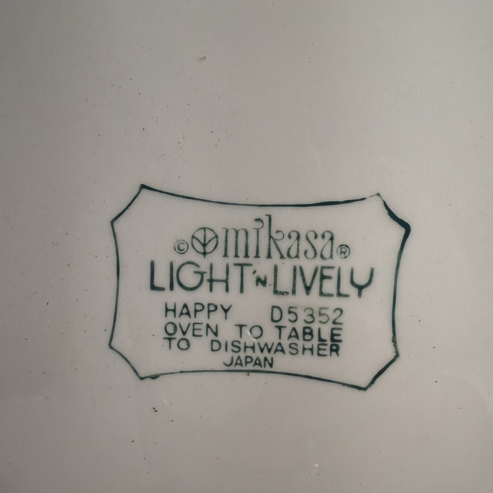 1970’s Mikasa Light n Lively Happy 12″ Retro MCM Platter Chop Plate Serving Dish
