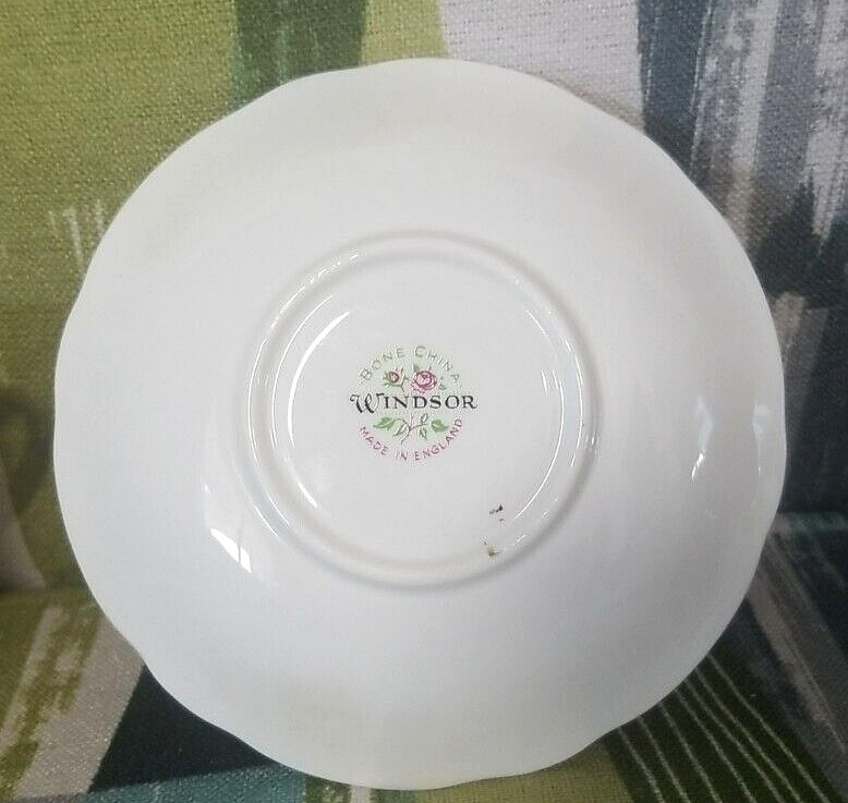Windsor Bone China Tea Cup and Saucer Gold Dogwood Pattern Made In England