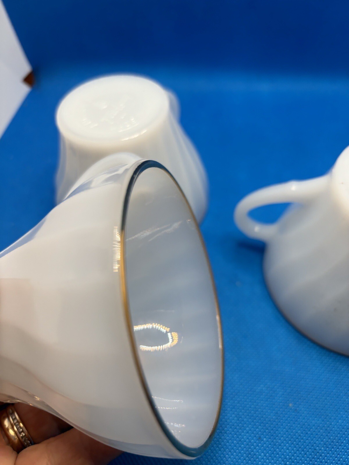 Vintage Anchor Hocking Swirled Milk Glass With Gold Trim Cup Set of 3