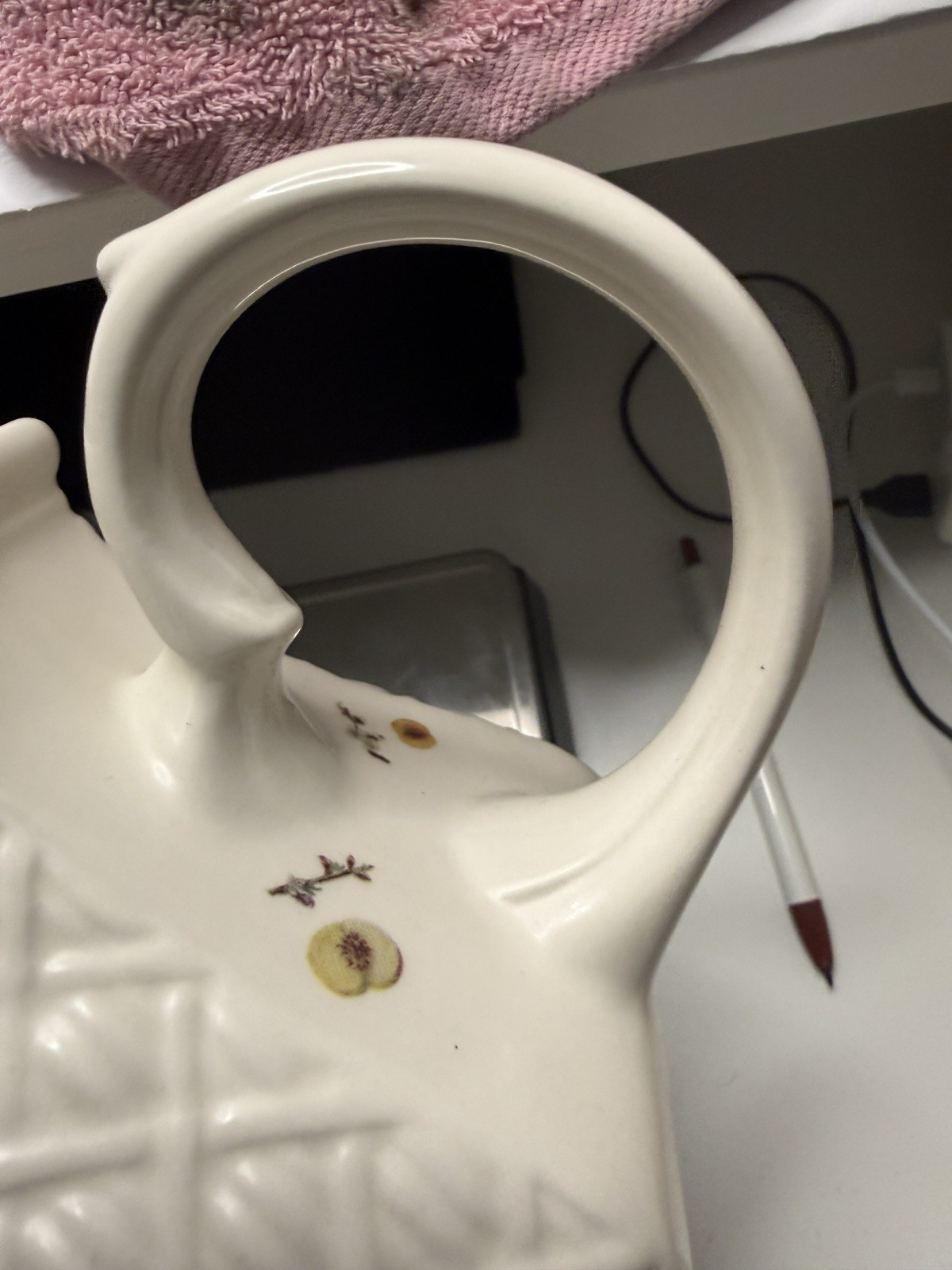 Churchill Teapot Fruit White