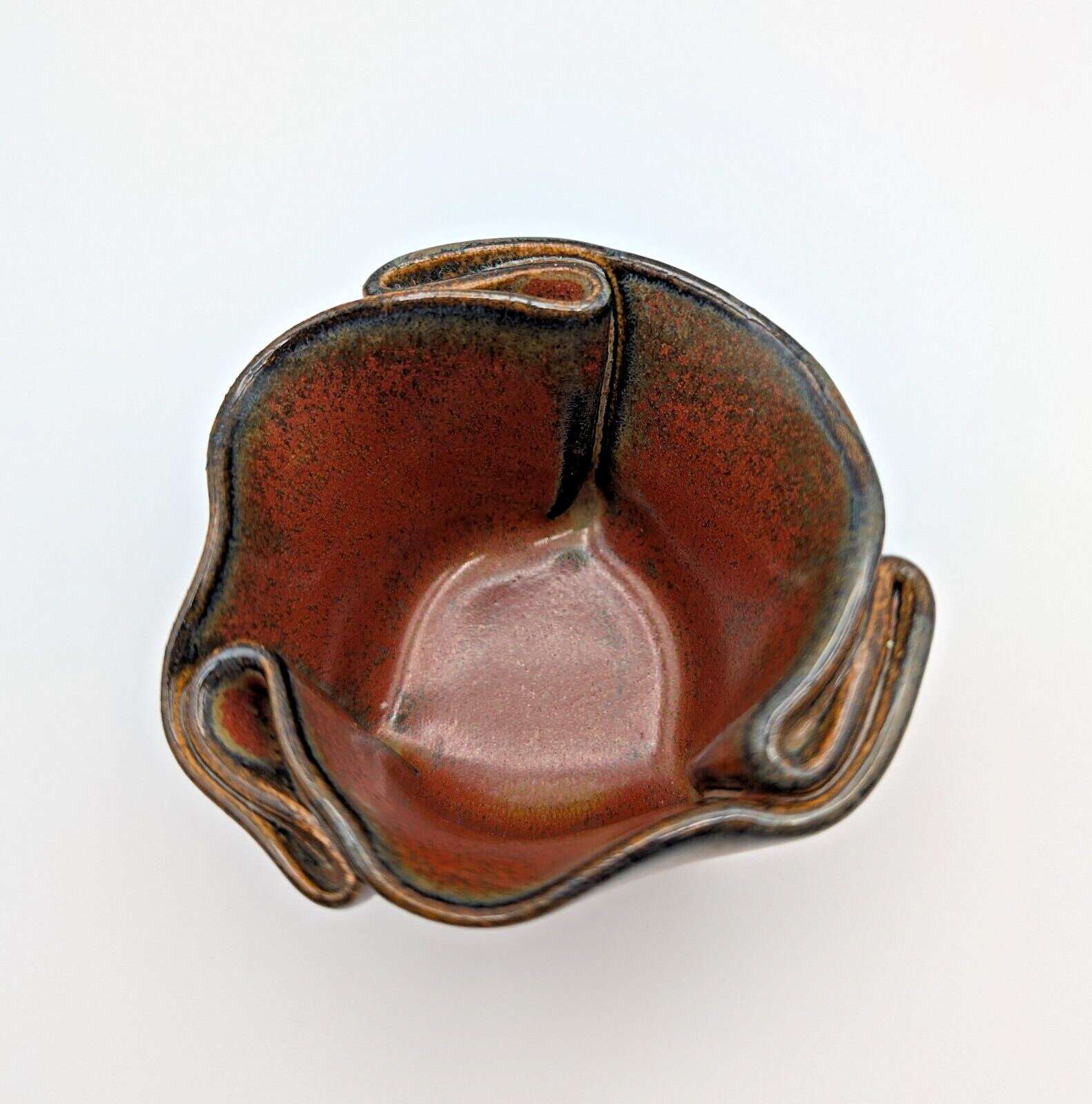 Hilborn Canada Art Pottery Pinched Bowl /Trinket Dish Handcrafted-Signed & Label