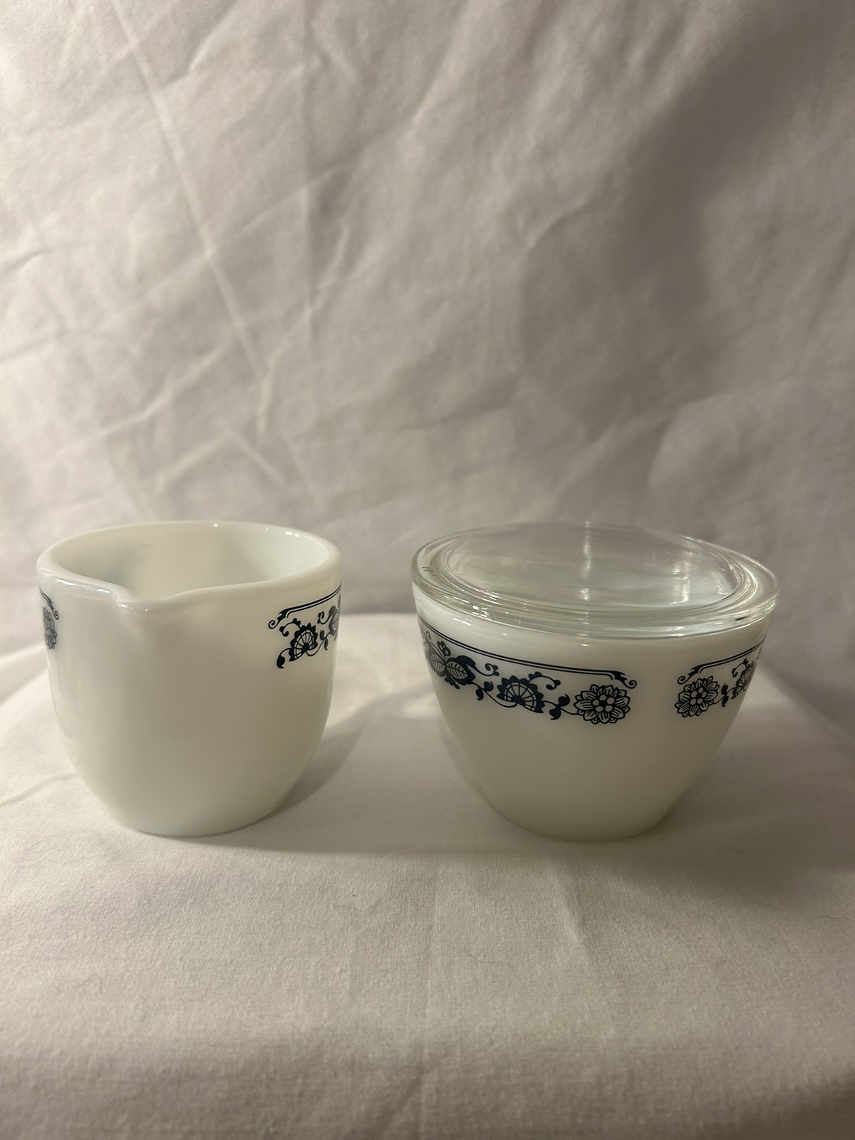 Vintage Corning Pyrex Glass Sugar Bowl with Lid and Creamer Blue Onion