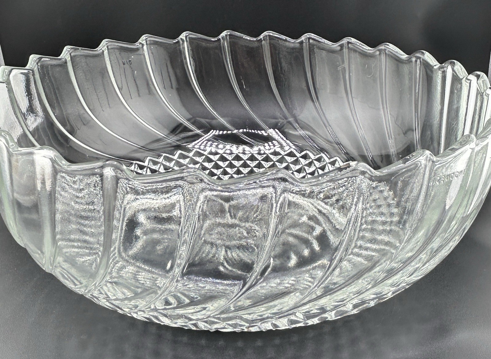 Vintage KIG Indonesia Pressed Glass Bowl With Center Sunflower 9”