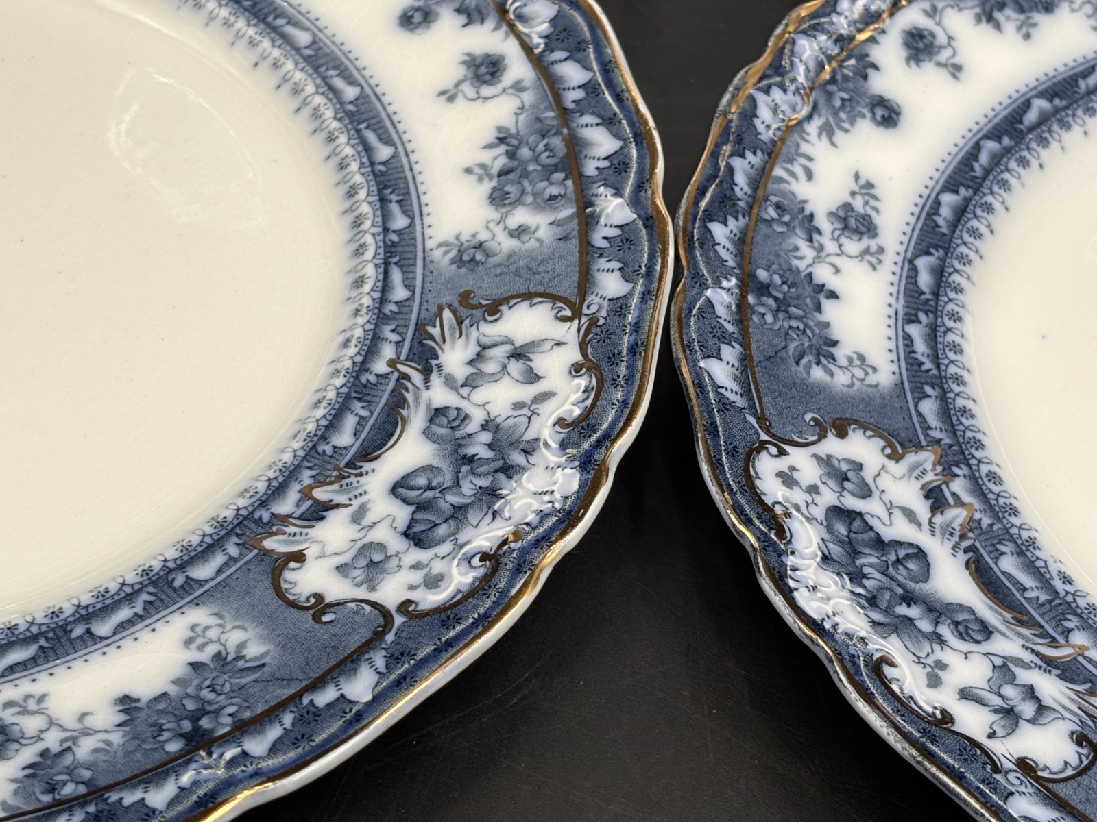 Wedgwood “PHOEBE BLUE” ~ England ~ Set of 3 ~ Dinner Plates ~ 10 1/4″ **crazing