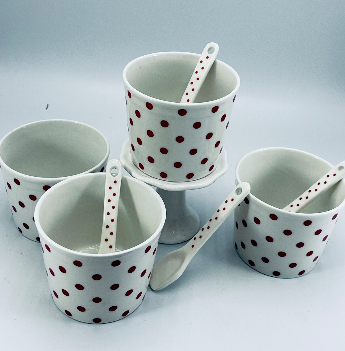 Crofton four piece white with red dots ice cream dessert bowls cups w spoon 2018