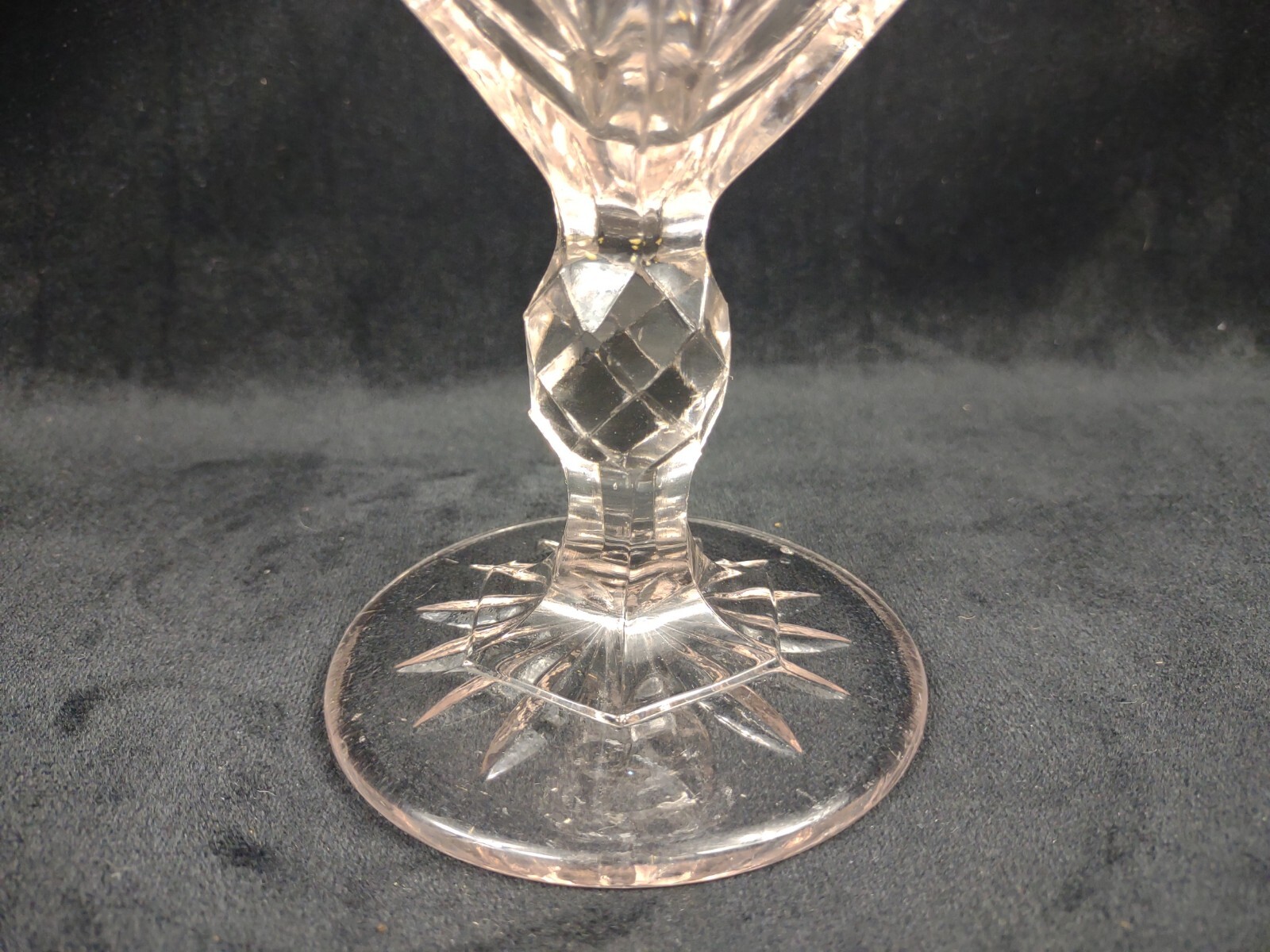 EAPG Glass Tulip & Sawtooth 9 3/4″ Celery Vase 1854 Bryce Sun Changed Pink