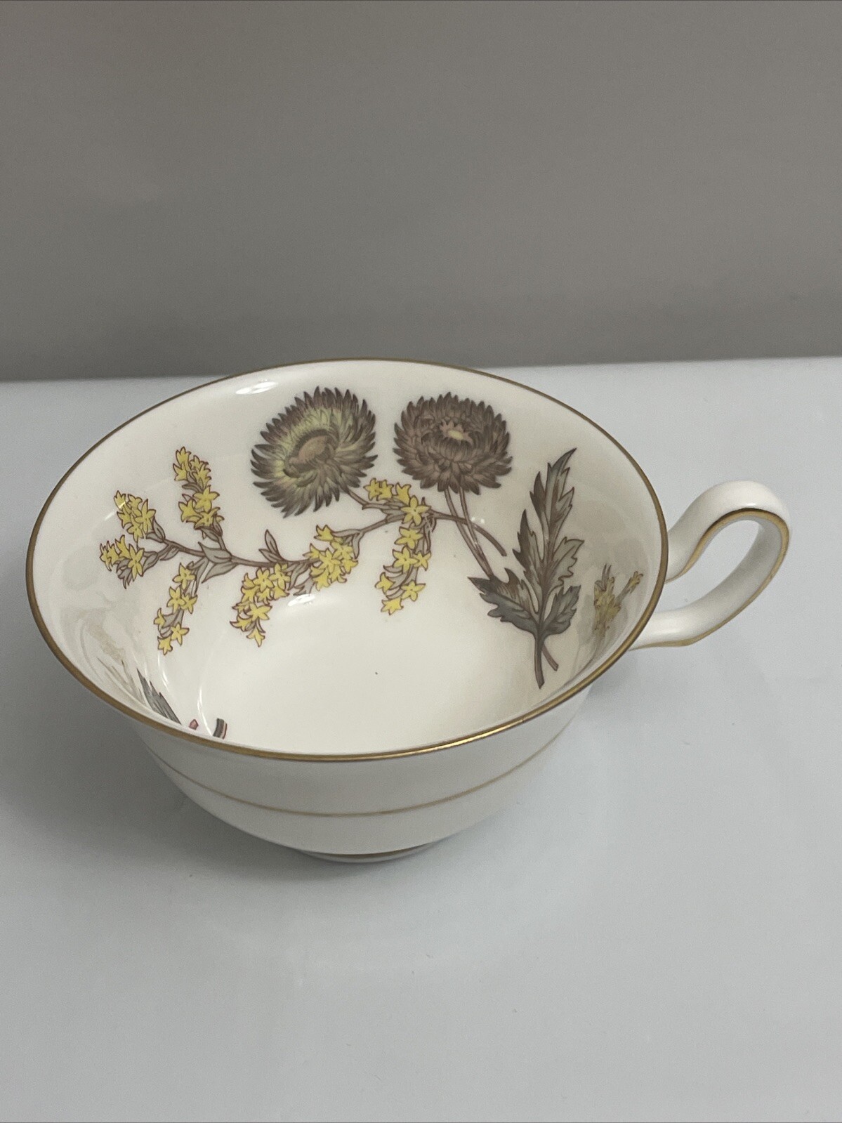 VINTAGE WEDGWOOD TEA CUP & SAUCER “LICHFIELD”- BONE CHINA – ENGLAND