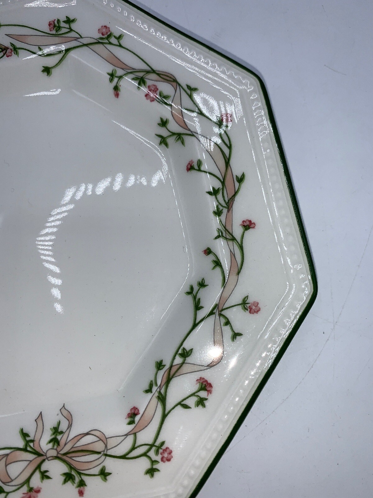 Bread Butter Dessert Set of 2 Plates Eternal Beau by JOHNSON BROTHERS 6 1/8 in