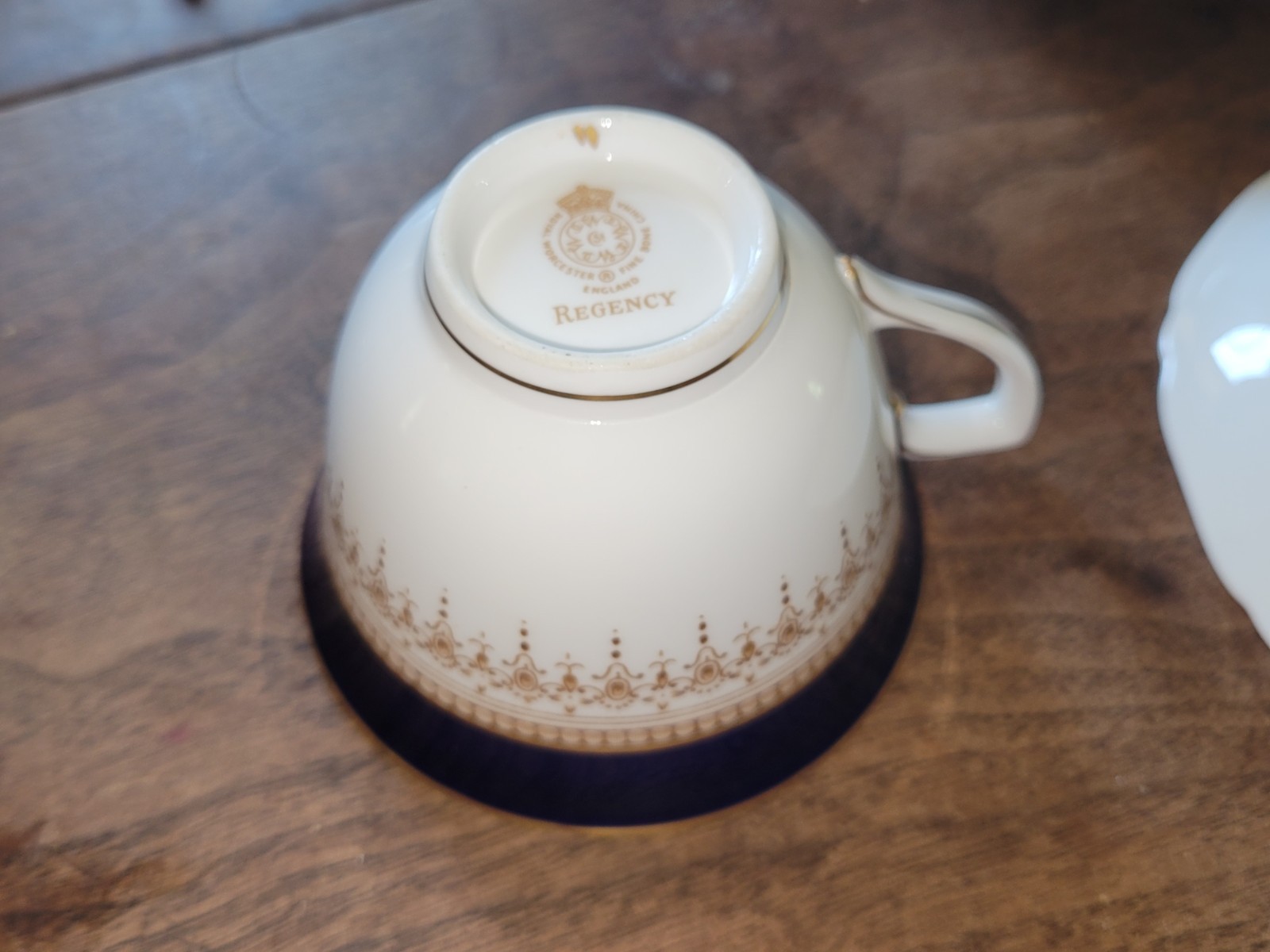 Set Of 4 ROYAL WORCESTER Fine Bone China REGENCY BLUE Tea Cups & Saucers