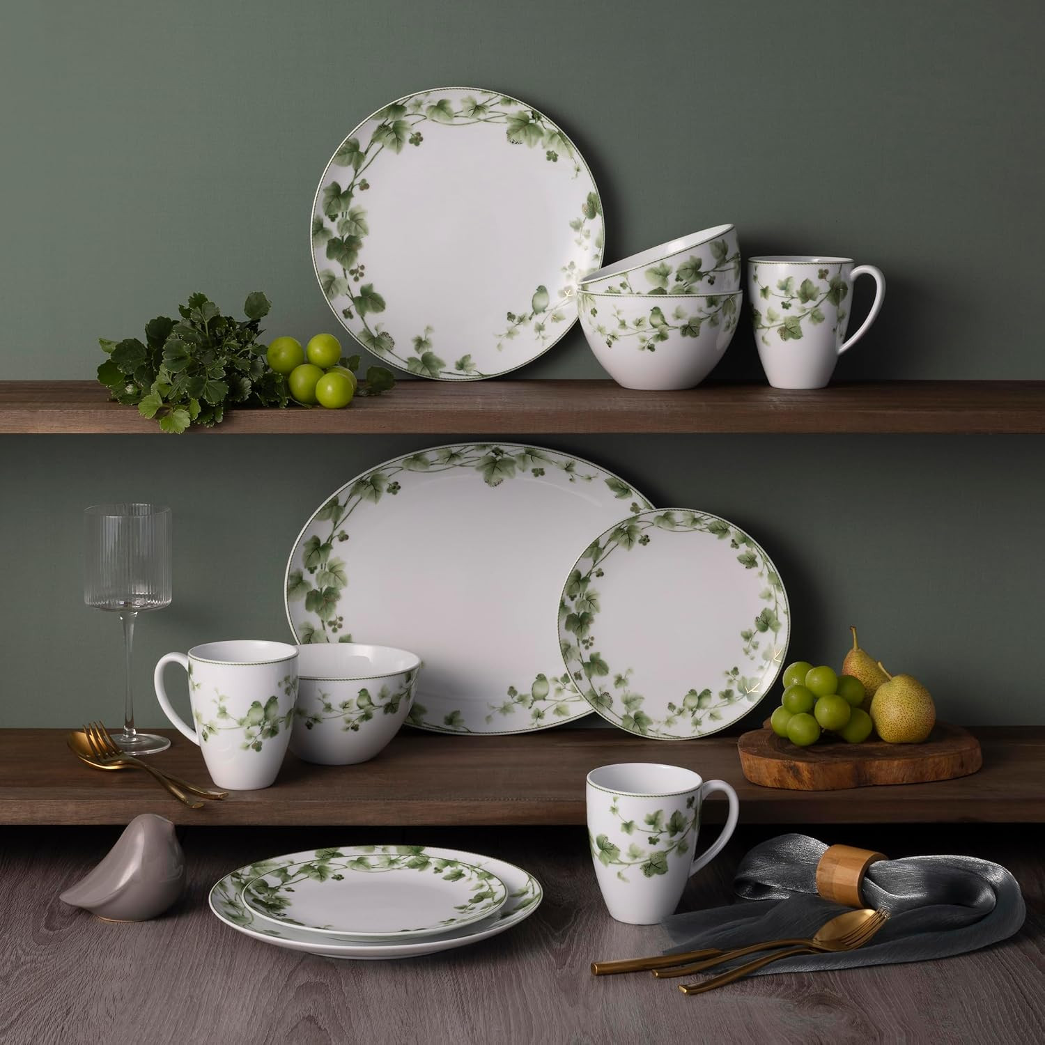Ivy Whisper 4-Piece Place Setting for One – Elegant Dining Experience