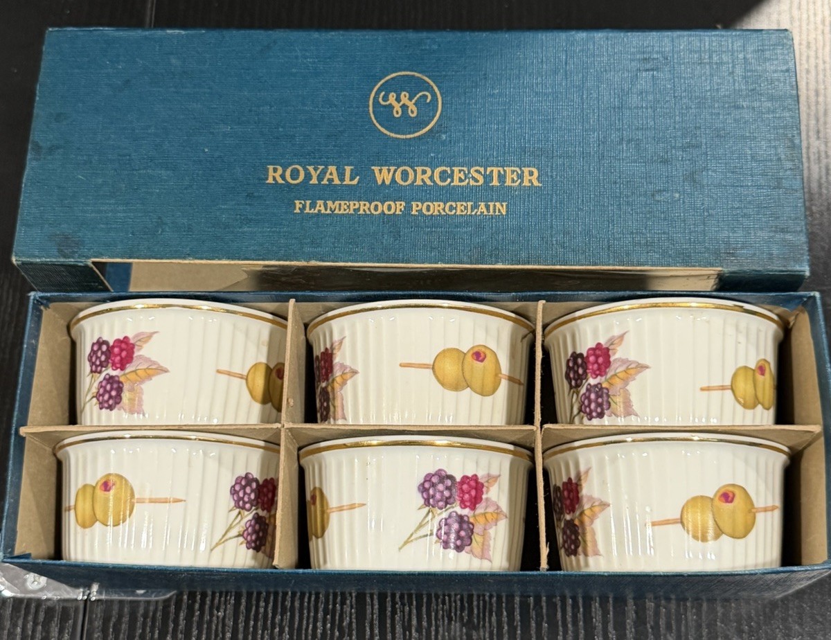 VTG Royal Worcester ‘Evesham’ Flameproof Porcelain Ramekins Set 6 Fruit Pattern