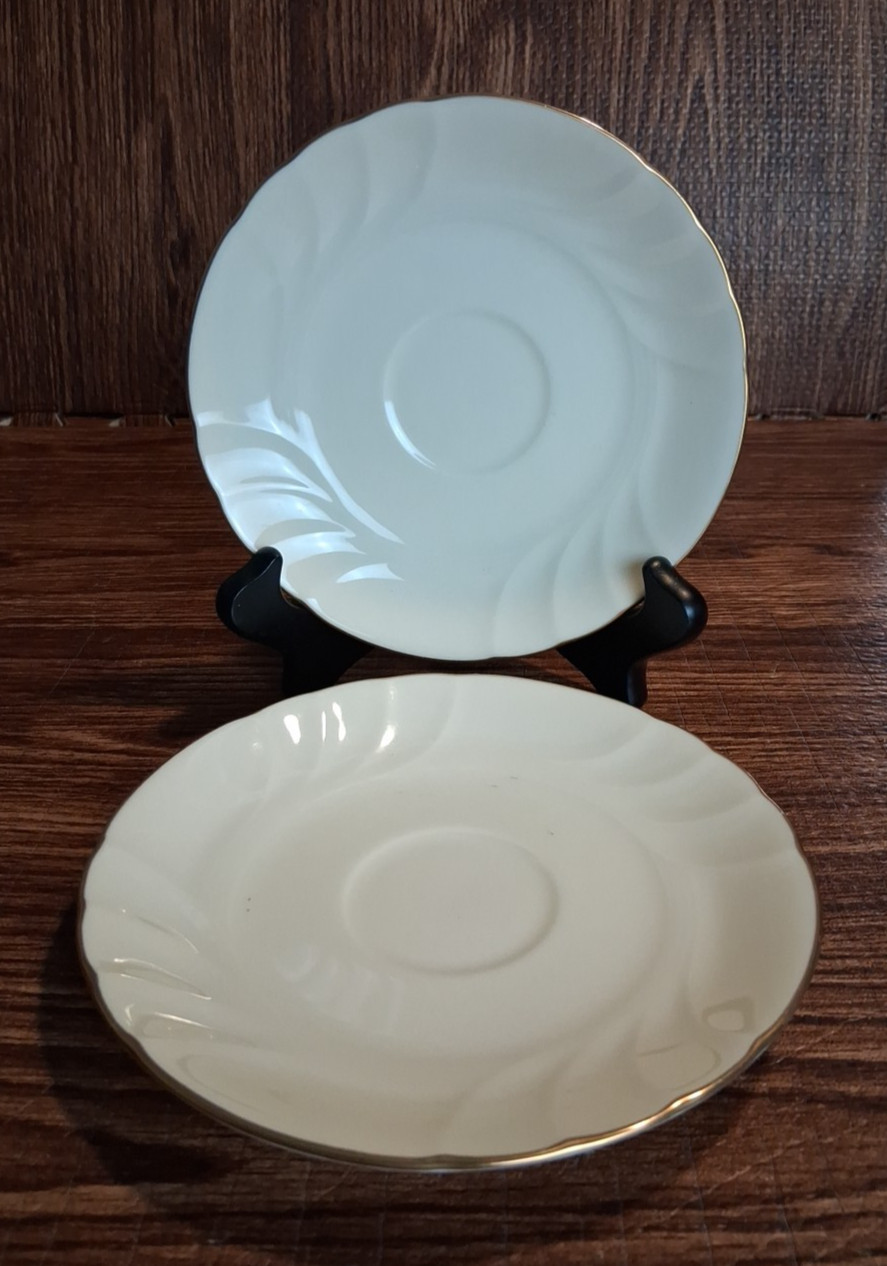 Mikasa Spunsilk L9776 Fine China Ivory Gold trim Saucer 6 1/4″ Set Of 2 Vintage