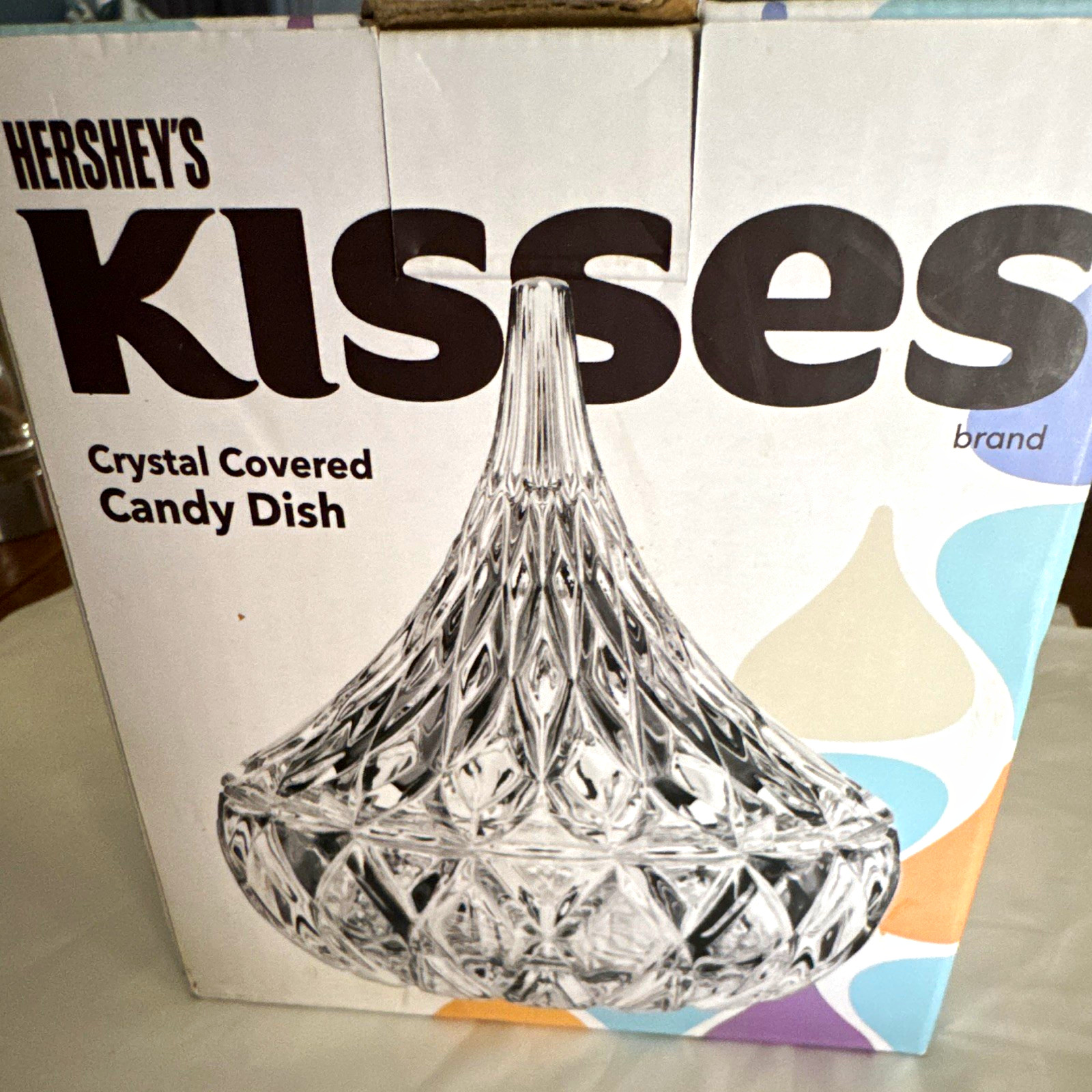 Hershey’s Kisses Clear Crystal Covered Candy Dish with Lid, Boxed