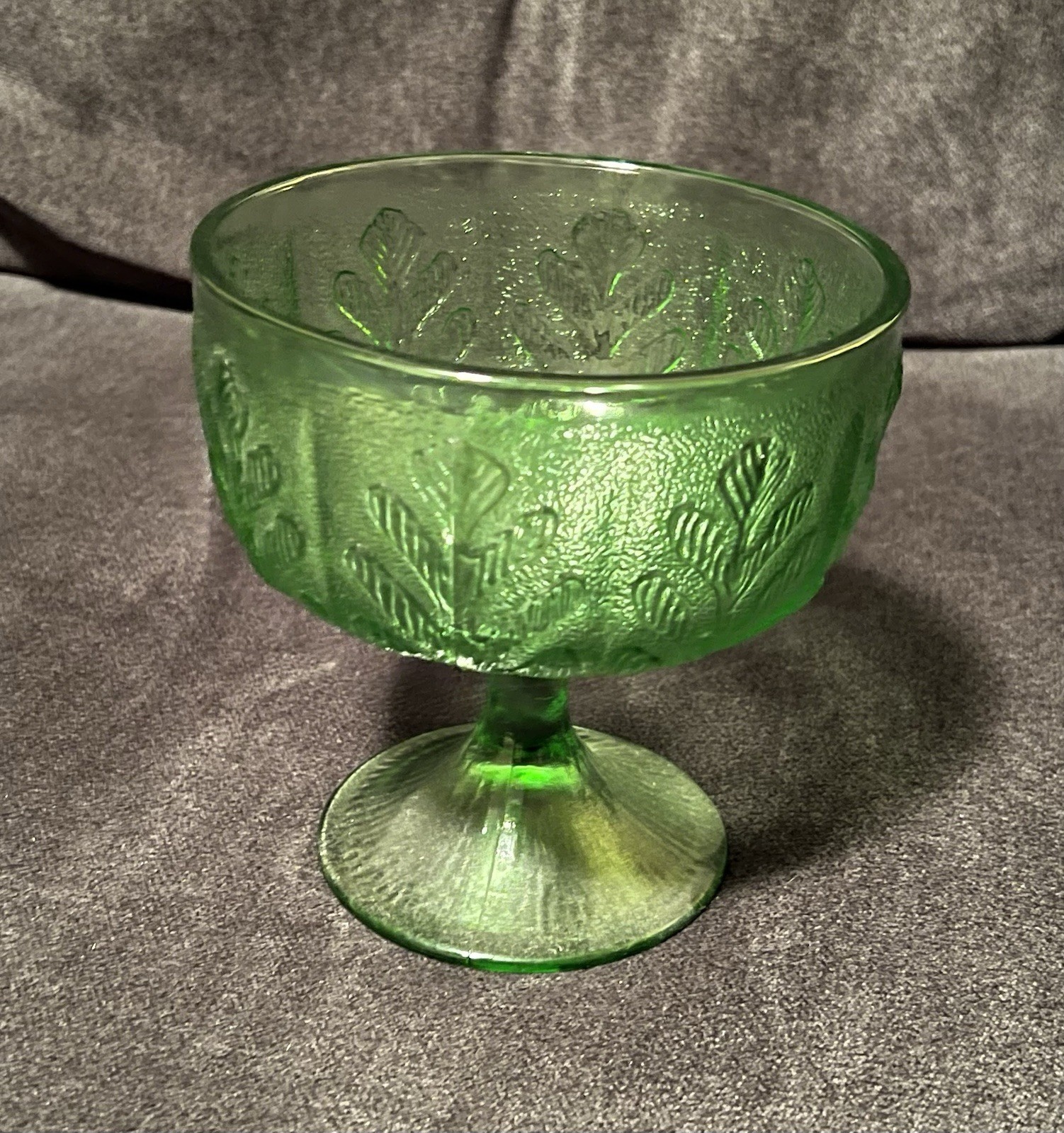 Vintage FTD Green Pedestal Glass Oak Leaf Goblet Glassware Footed Dish #hse