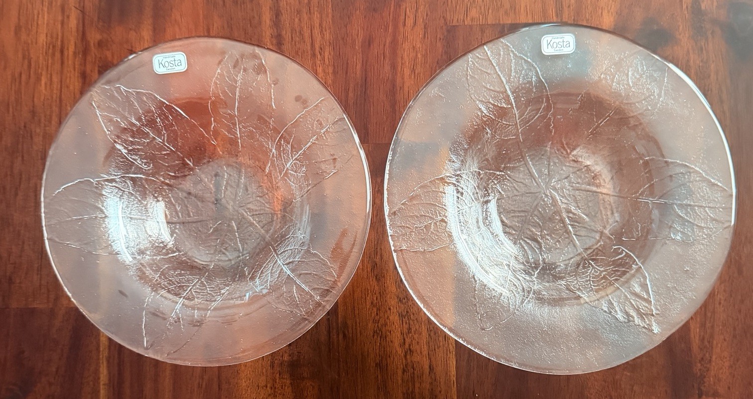 MINT Vtg KOSTA Sweden PARTY Leaf Grapefruit Bowls Set of 2 EUC Silver Stickers